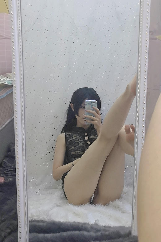 钛合金TiTi NO.055 蕾丝旗袍 [20P-45MB]_第1集