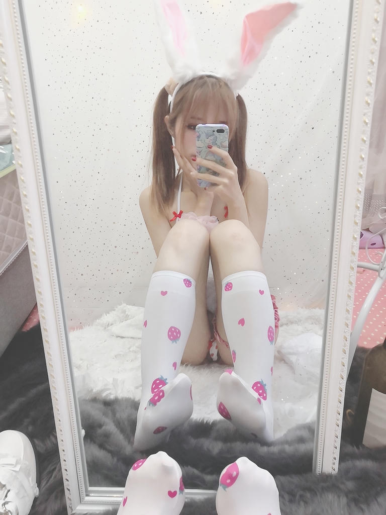 钛合金TiTi NO.071 草莓兔兔 [29P-66MB]_第1集