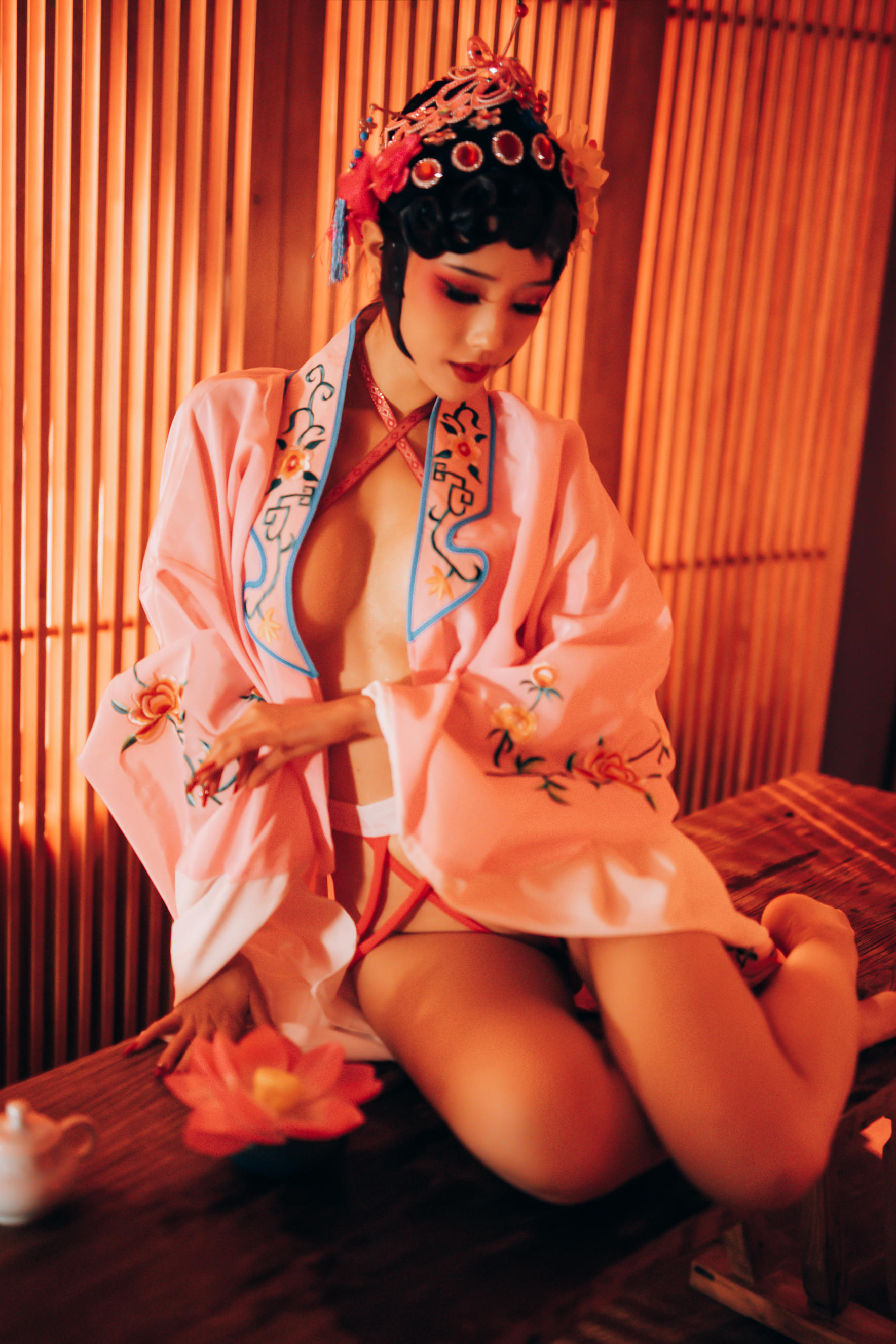 钛合金TiTi NO.074 潘金莲 [82P-1.04G]_第3集