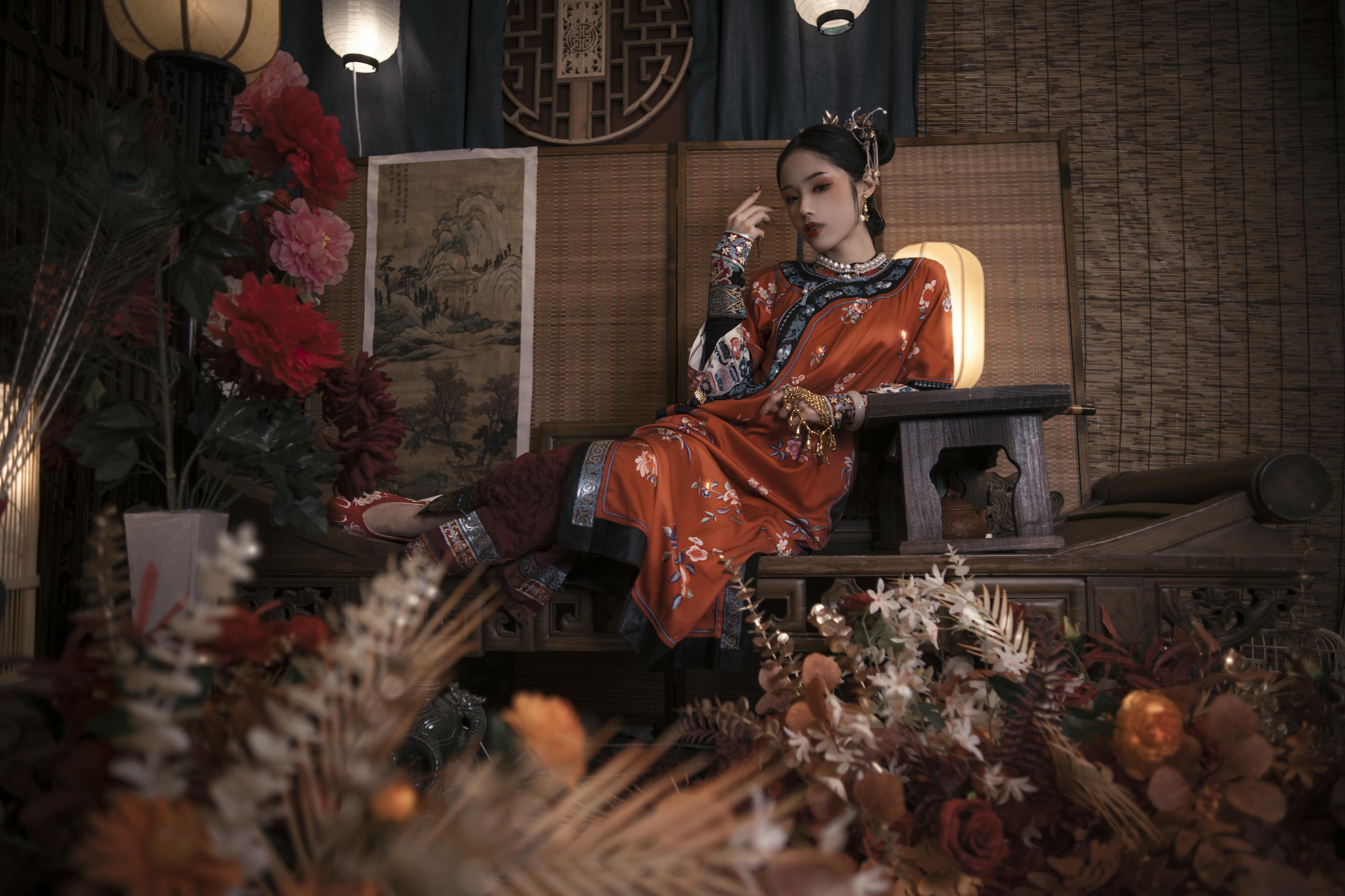 钛合金TiTi NO.076 满清服饰（绿娇红姹）[60P2V-1.51G]_第1集