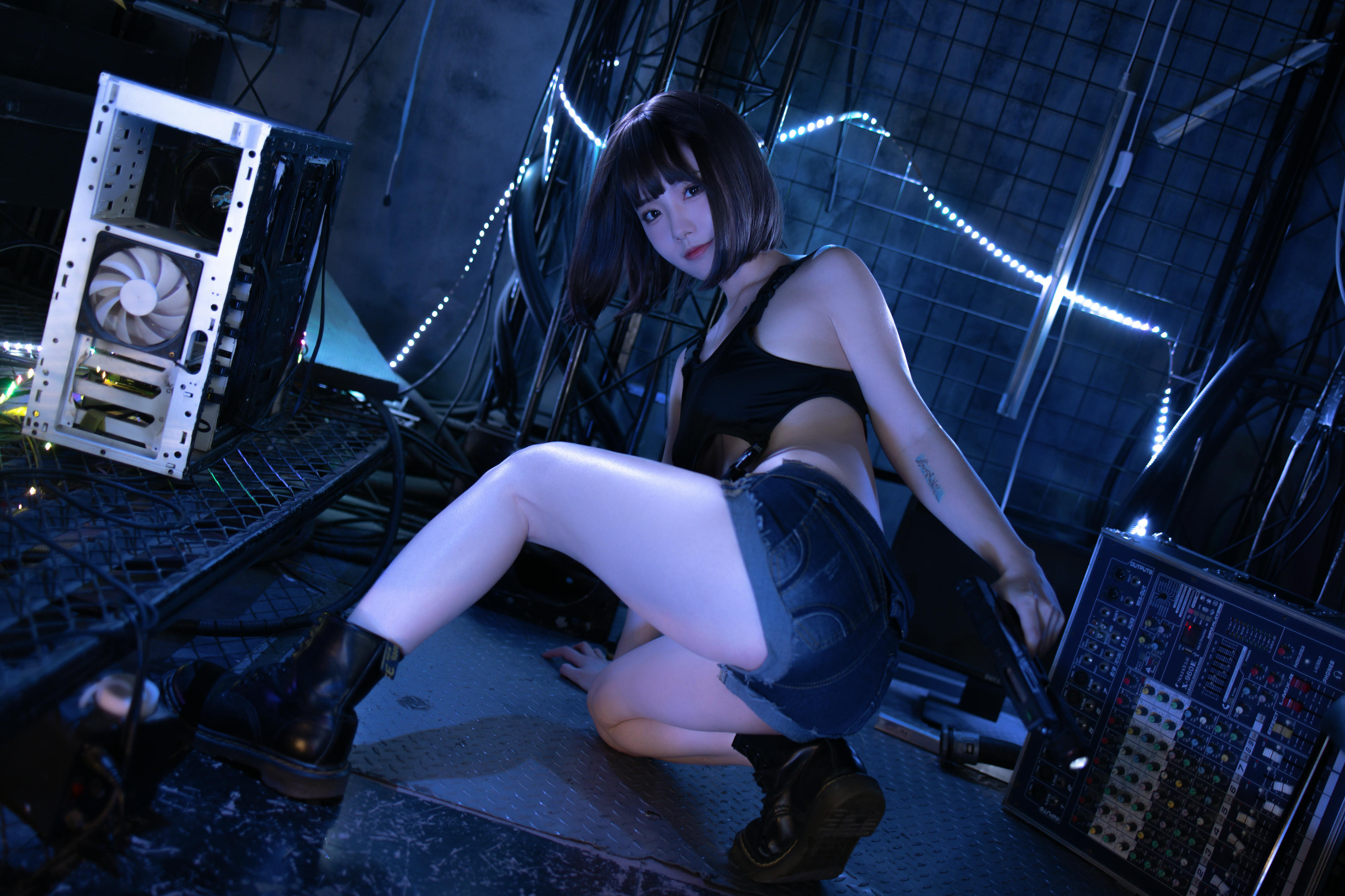 桃良阿宅 NO.016 危机 [50P 469MB]_第1集