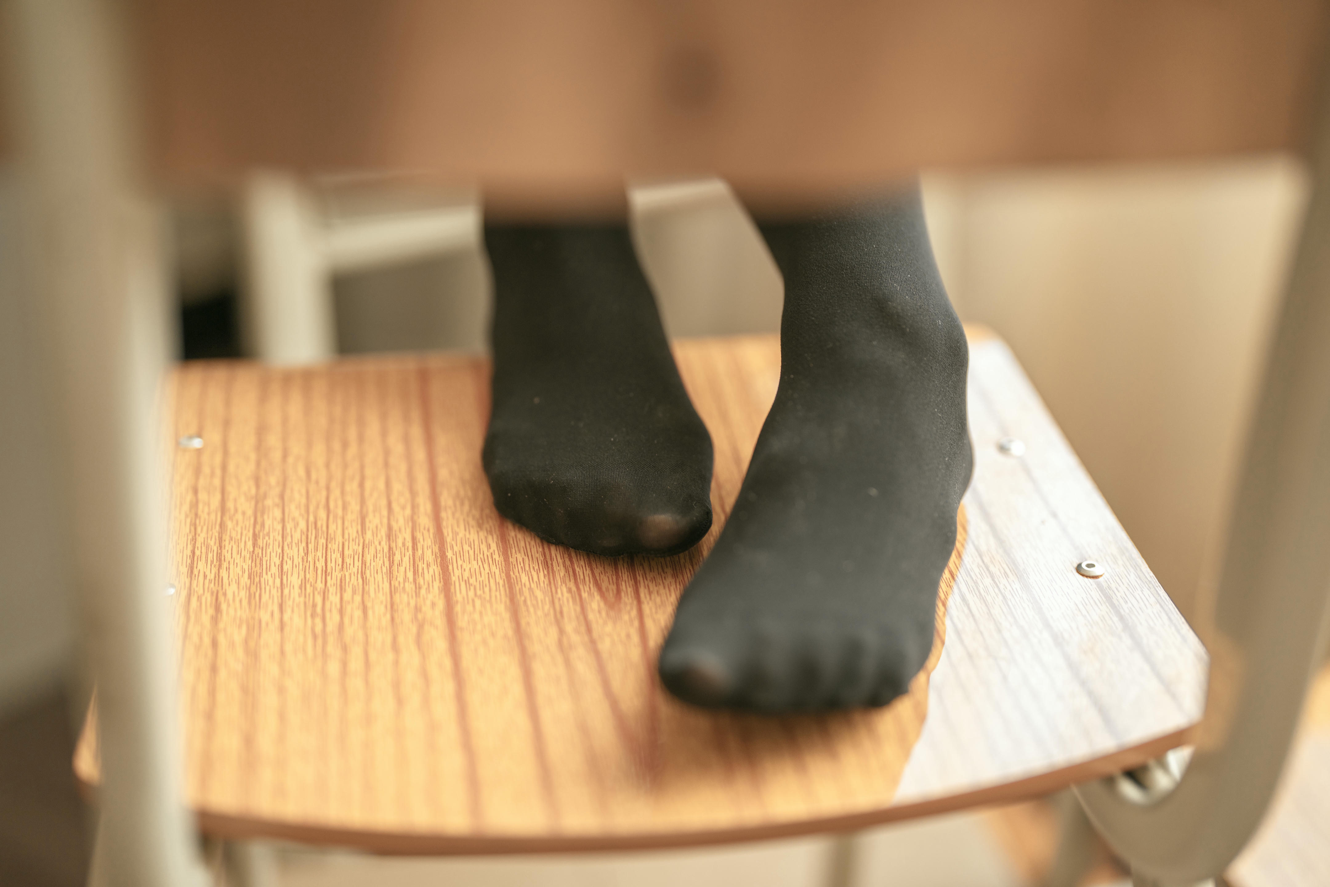 桃良阿宅 NO.004 教室jk [33P-313MB]_第1集