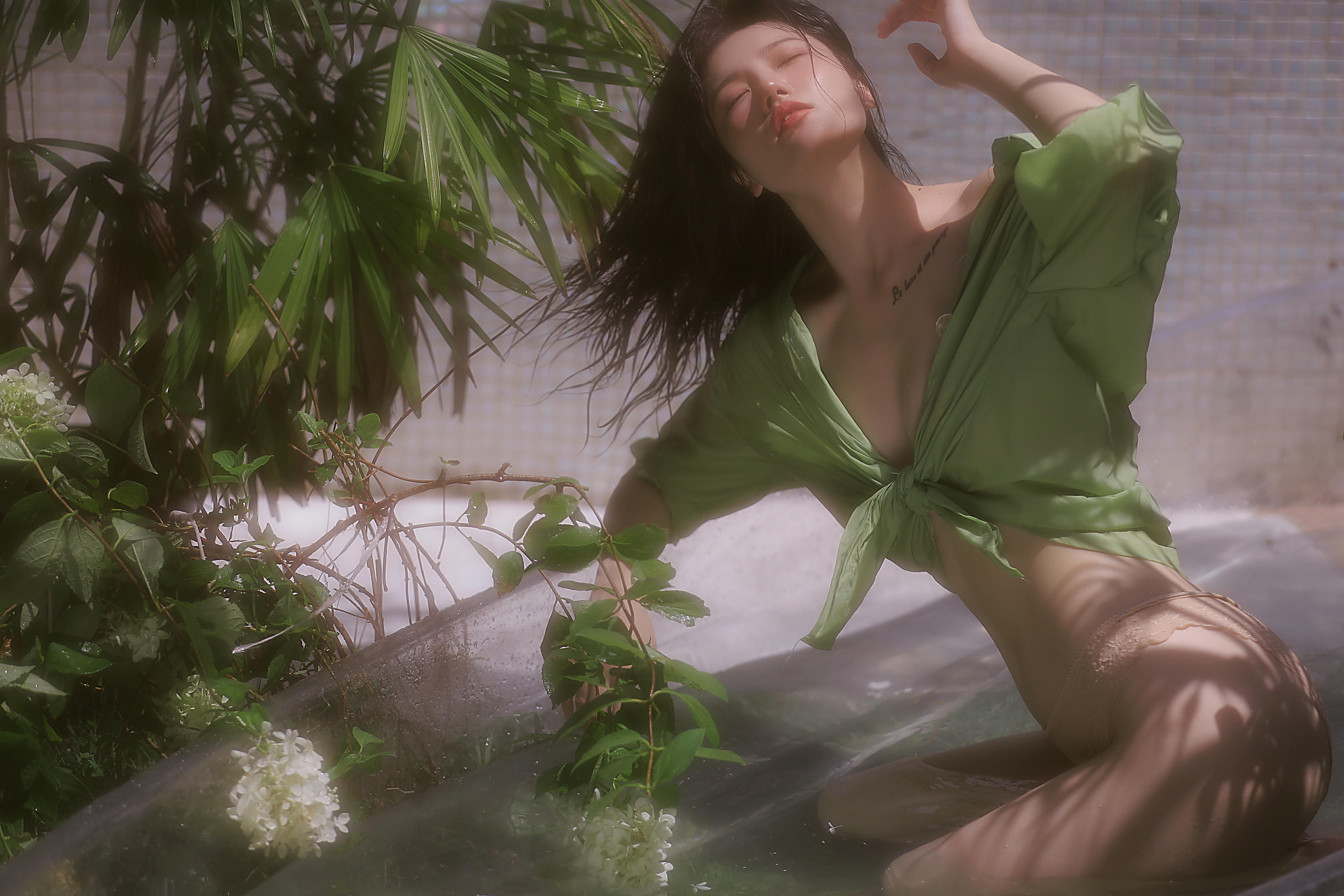 桃良阿宅 NO.041 绿意[23P-257MB]_第1集