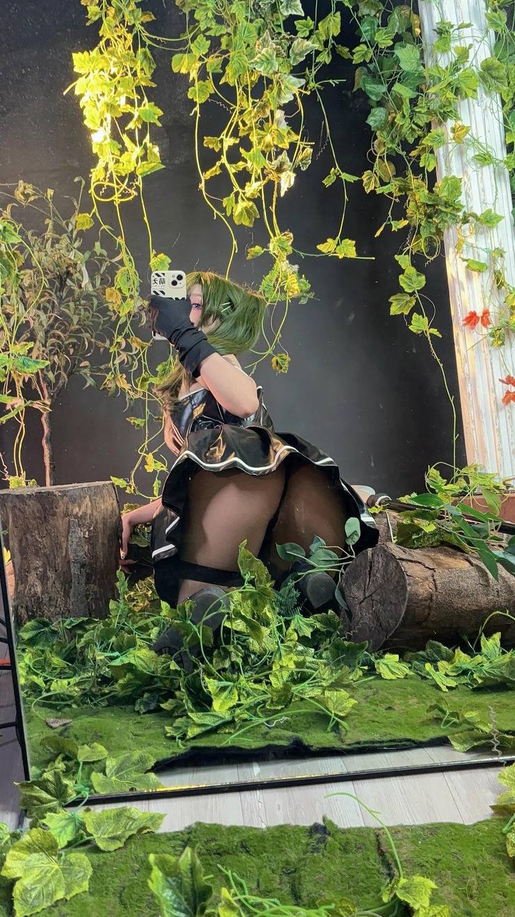 越南coser-Umeko J NO.127 cosplay Ubel Sousou no Frieren [126P10V 2GB]-Pic_第4集