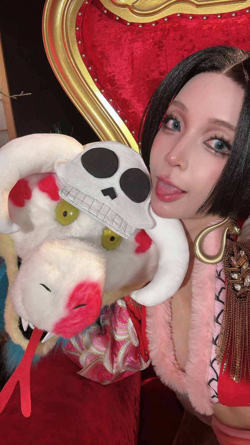 越南coser-Umeko J NO.153 Boa Hancock [132P9V 2.01GB]_第6集