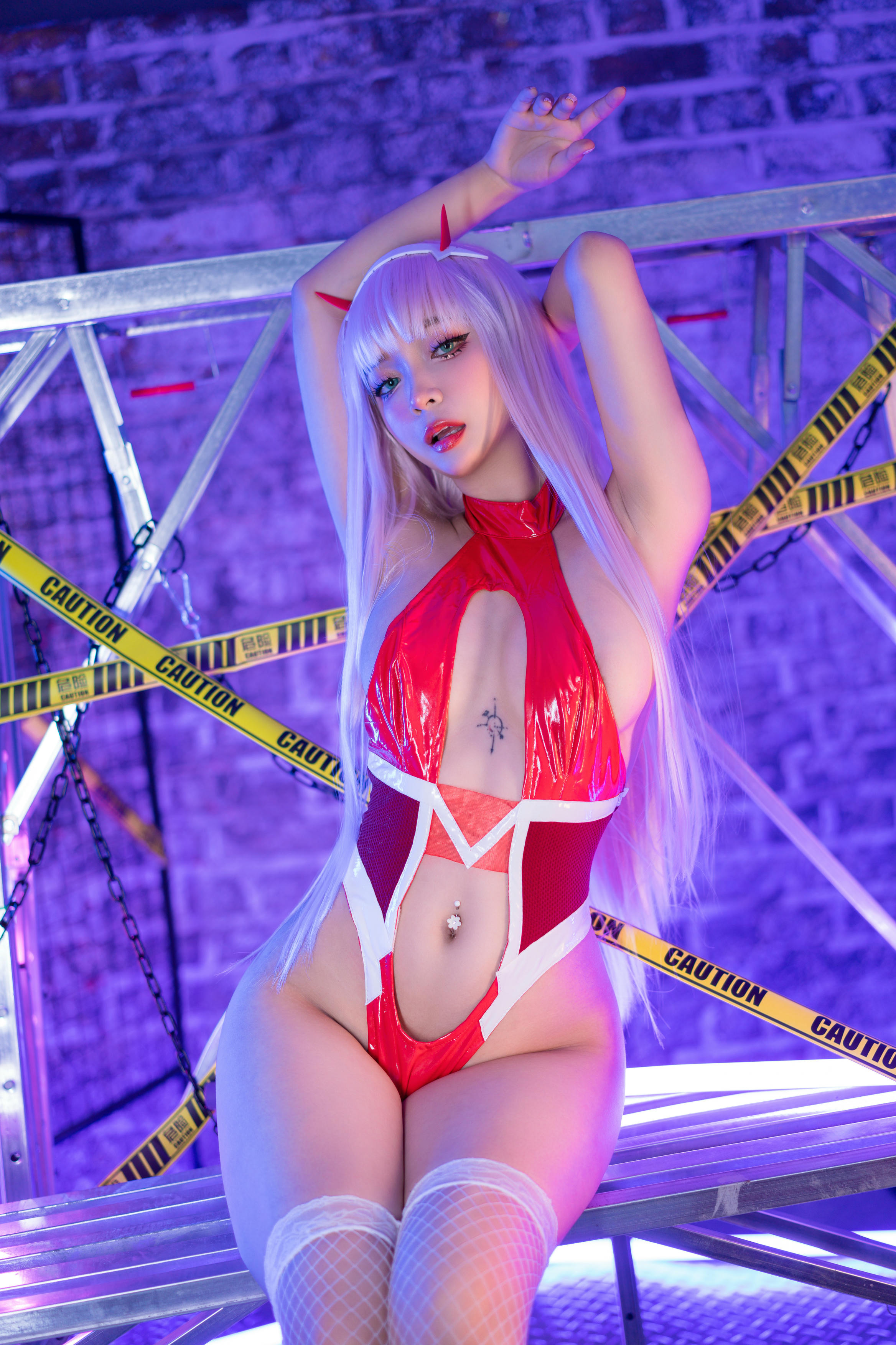 越南coser-Umeko J NO.049 ZERO TWO [42P／678MB]_第1集