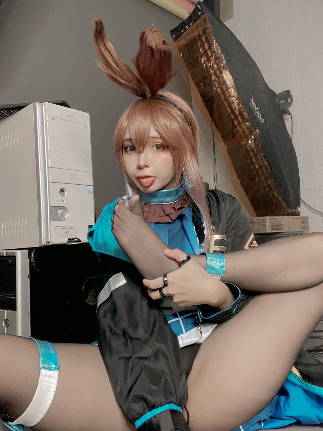 越南coser-Umeko J NO.006 Arknights [56P 89MB]_第2集