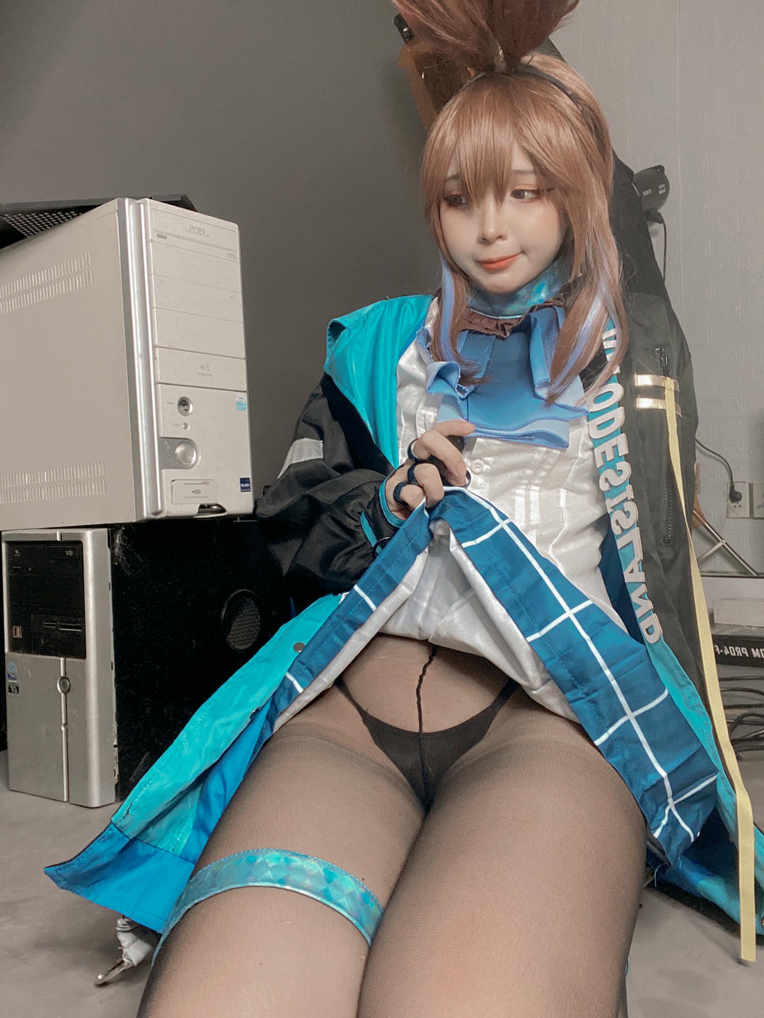 越南coser-Umeko J NO.006 Arknights [56P 89MB]_第3集