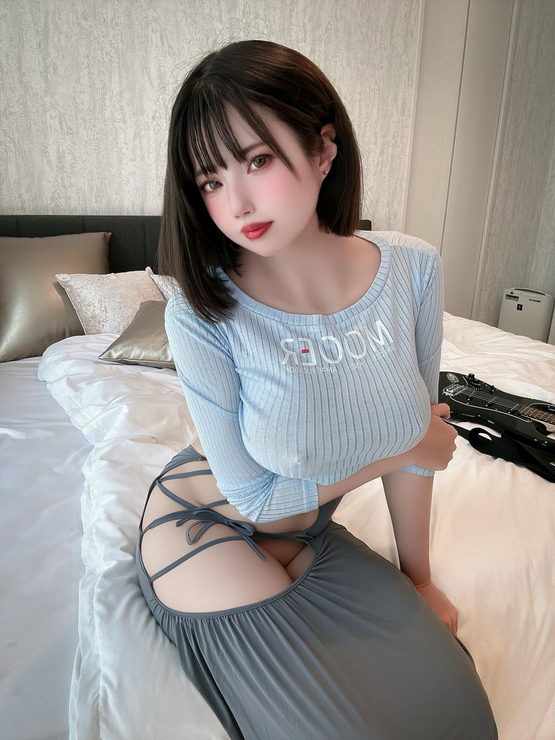 日本coser-Uriうり-Fantia-2023-11-05 天才ドレス👗11sheets_第1集