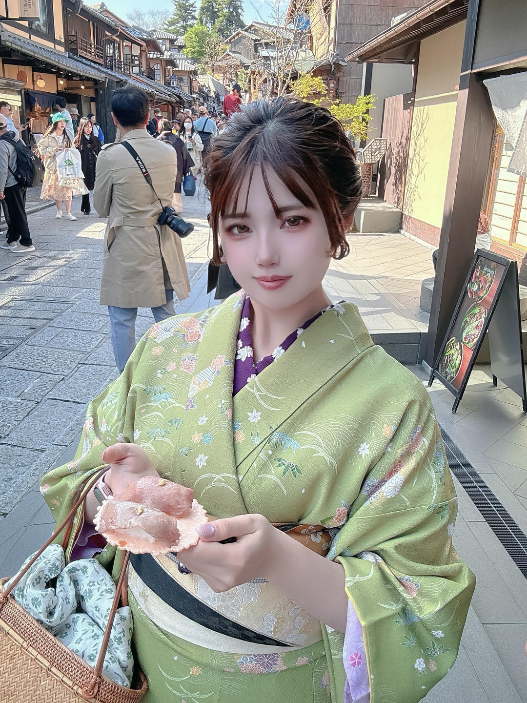 日本coser-Uriうり-Fantia-2024-04-06 京都旅行👘🌸_第1集