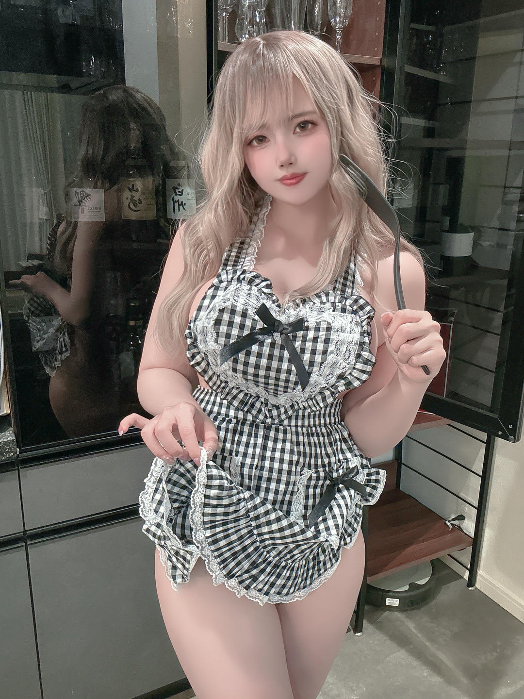 日本coser-Uriうり-Fantia-2024-05-28 裸エプロンちゃん🍳_第1集