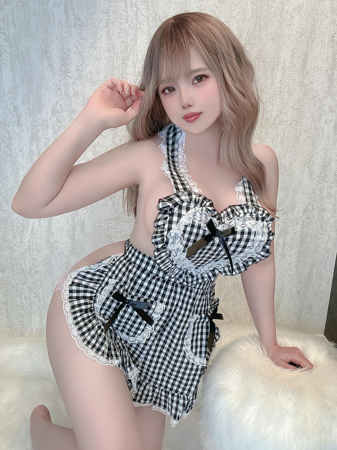 日本coser-Uriうり-Fantia-2024-05-28 裸エプロンちゃん🍳_第1集