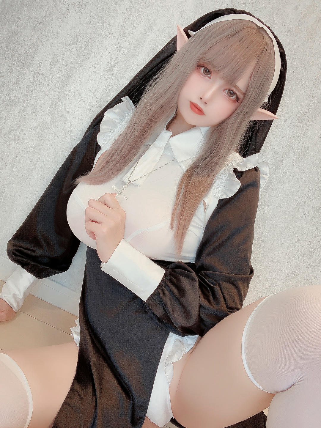 日本coser-Uriうり-Fantia-2022-01-05 スリットシスター✝️22sheets_第1集
