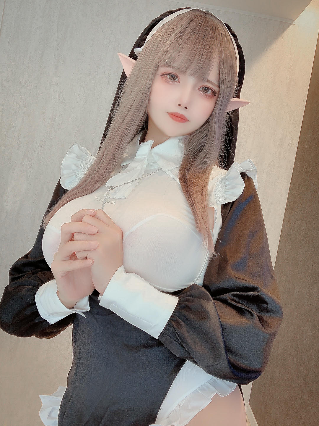 日本coser-Uriうり-Fantia-2022-01-05 スリットシスター✝️22sheets_第1集