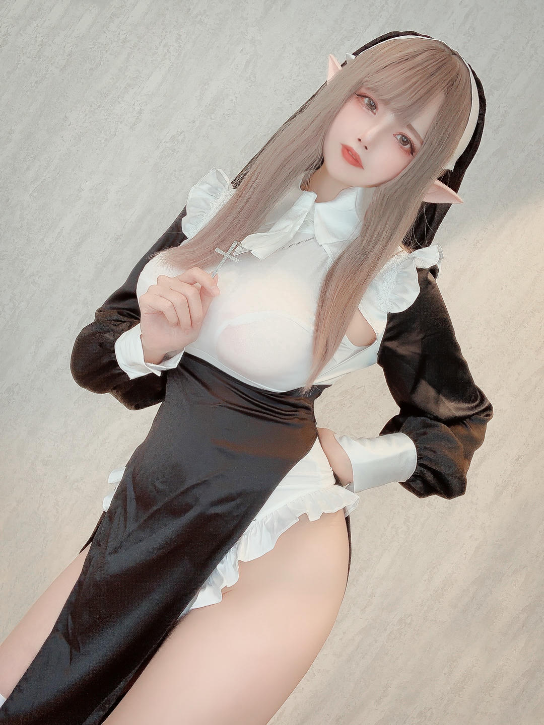 日本coser-Uriうり-Fantia-2022-01-05 スリットシスター✝️22sheets_第1集