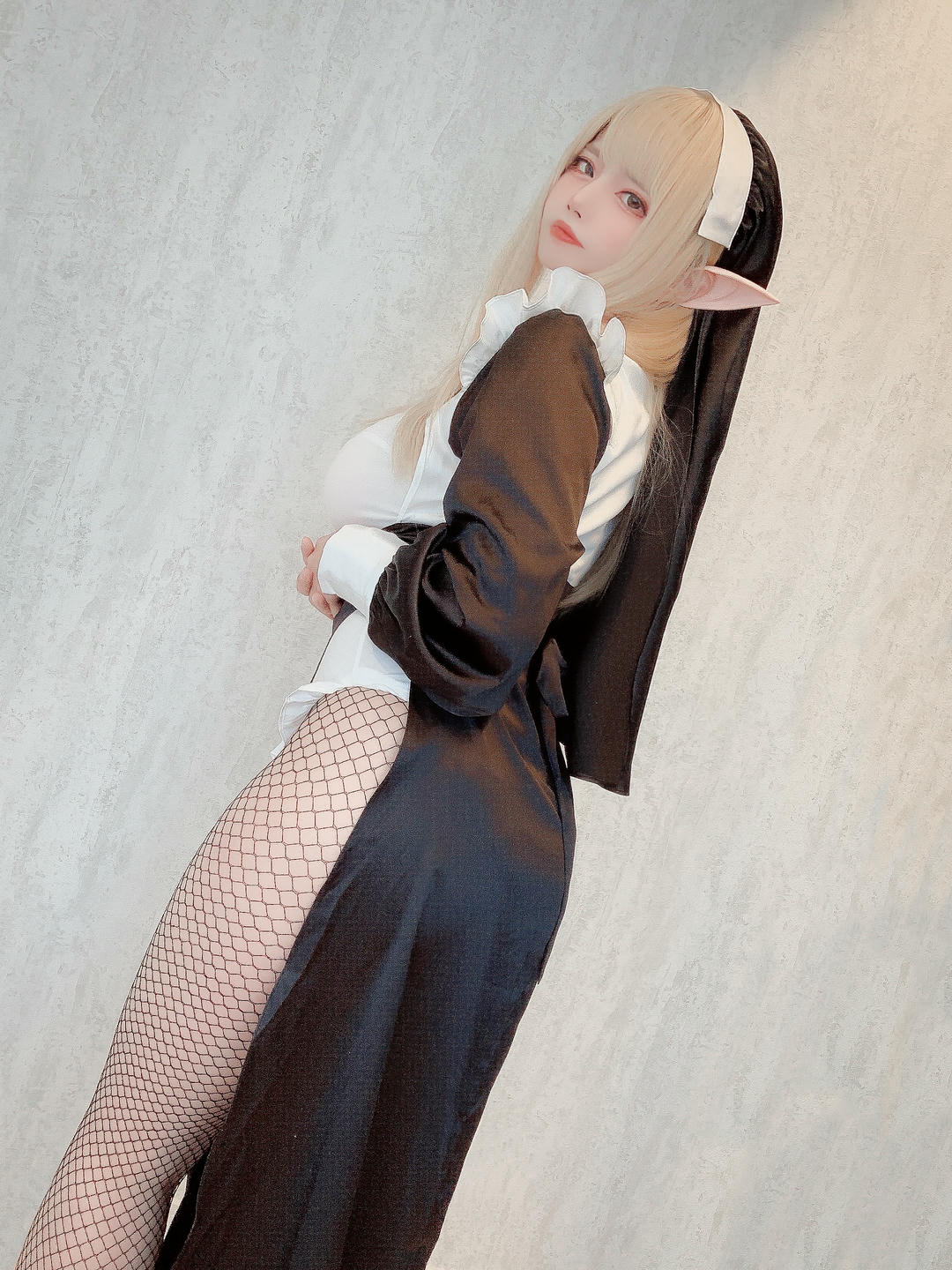 日本coser-Uriうり-Fantia-2022-03-03 金髪エルフシスター27sheets_第2集