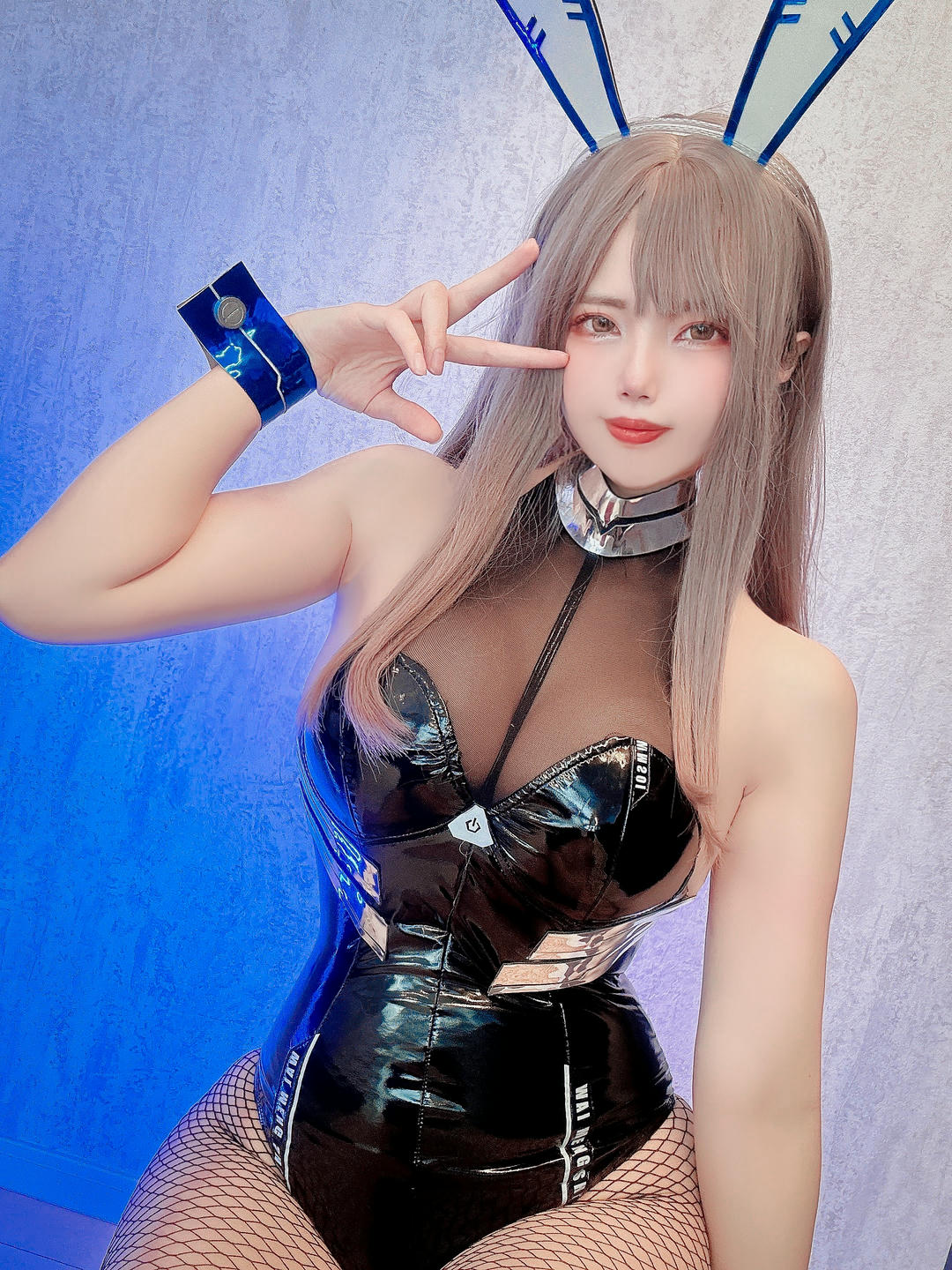 日本coser-Uriうり-Fantia-2023-01-23 サイバーラビット🐰💙25sheets_第1集