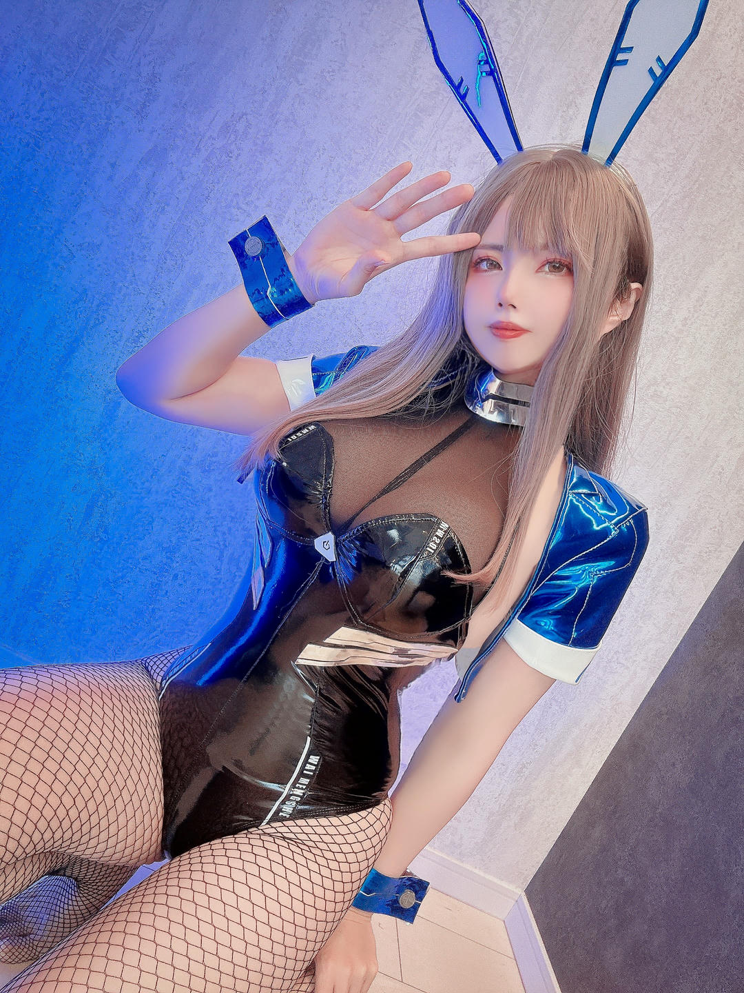 日本coser-Uriうり-Fantia-2023-01-23 サイバーラビット🐰💙25sheets_第1集