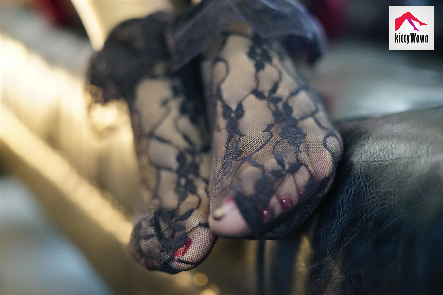 袜小喵 KT010 被玩弄的蕾丝 [99P+21M]_第4集