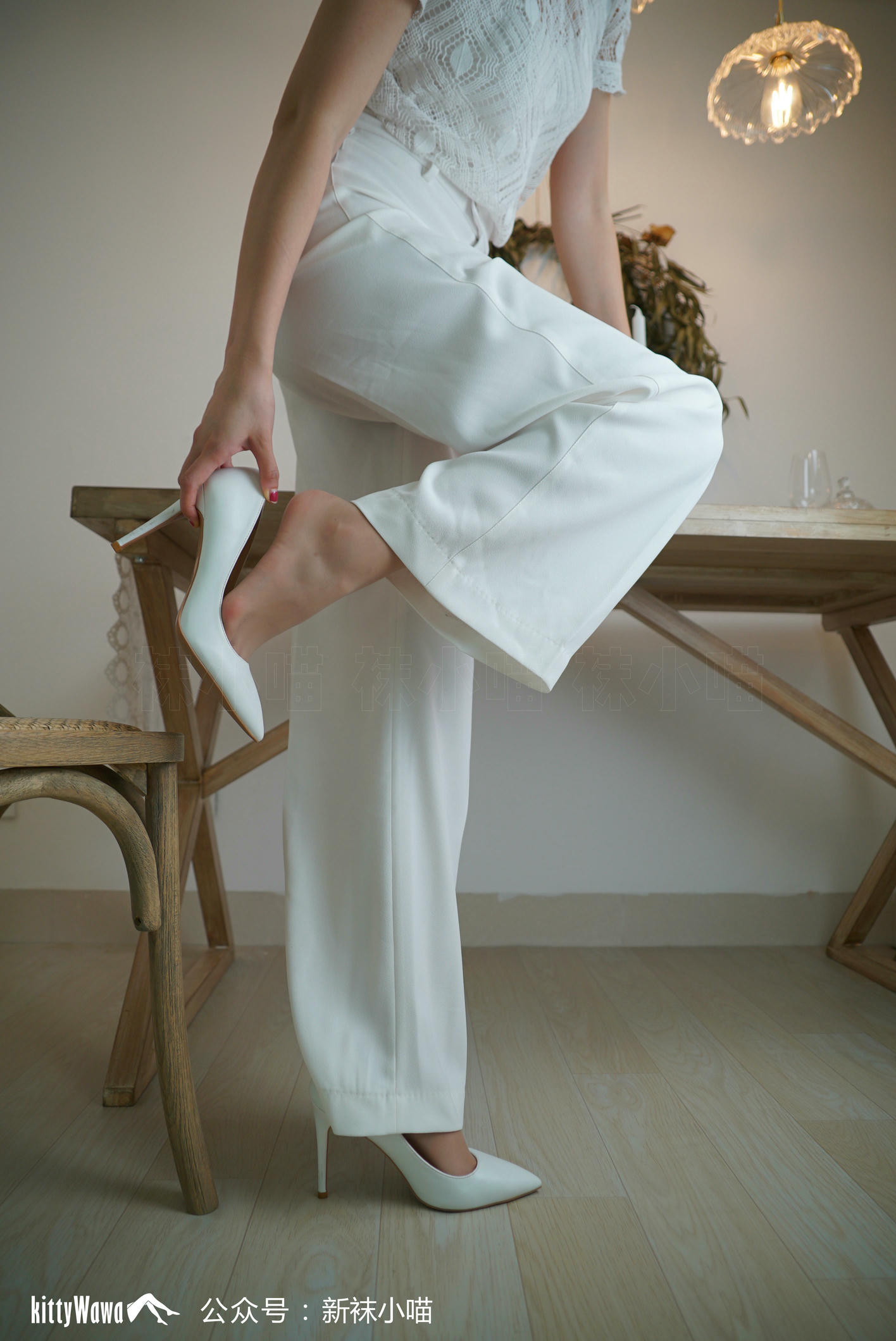 袜小喵 KT107 白衣天使 [59P+41M]_第2集