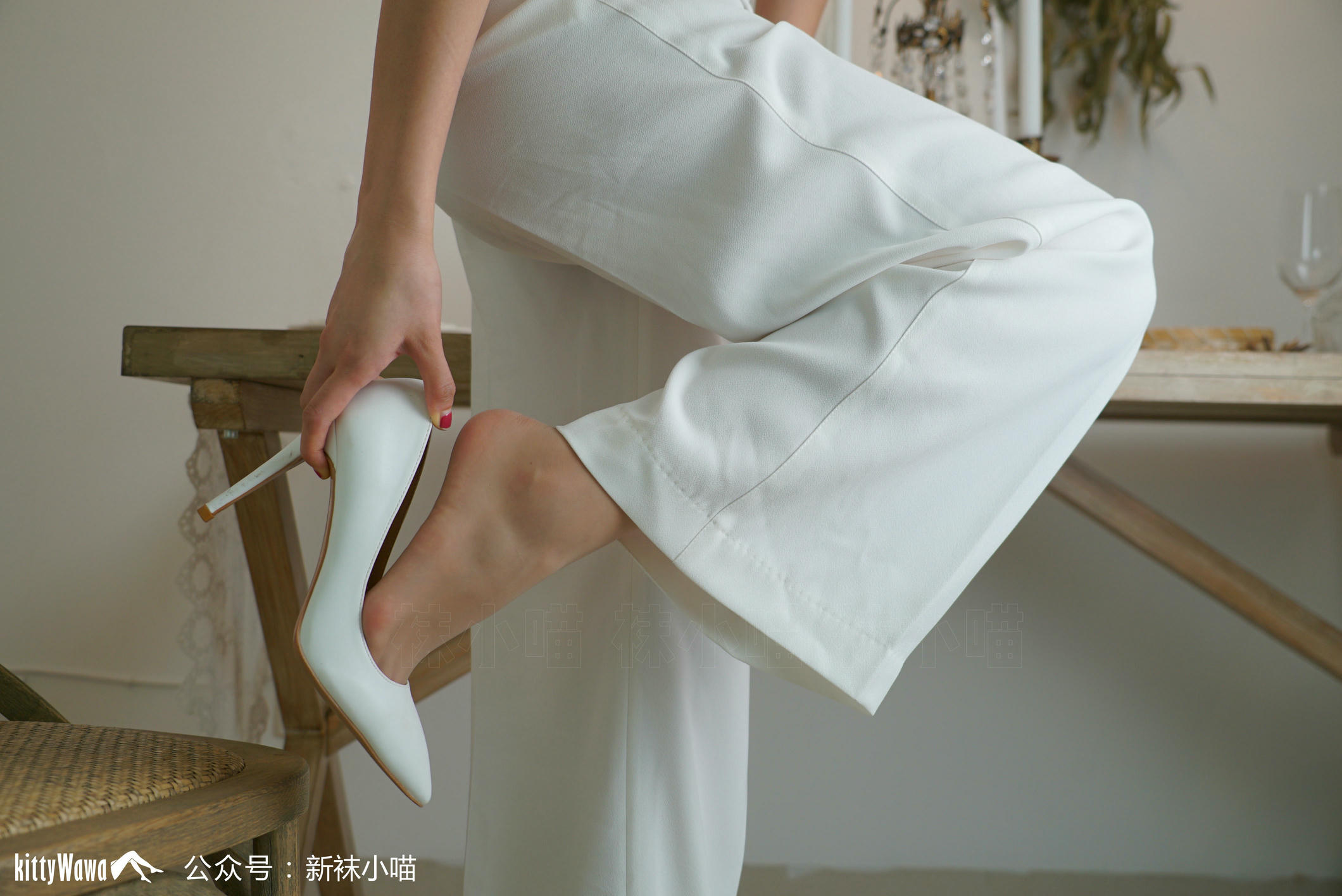 袜小喵 KT107 白衣天使 [59P+41M]_第2集