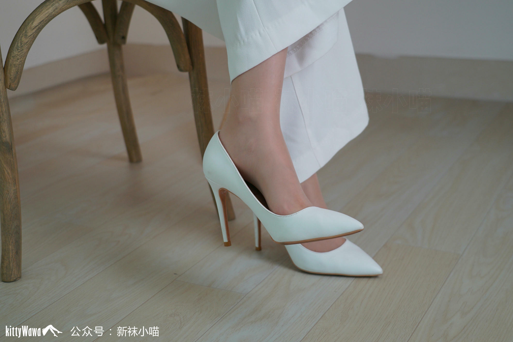 袜小喵 KT107 白衣天使 [59P+41M]_第1集