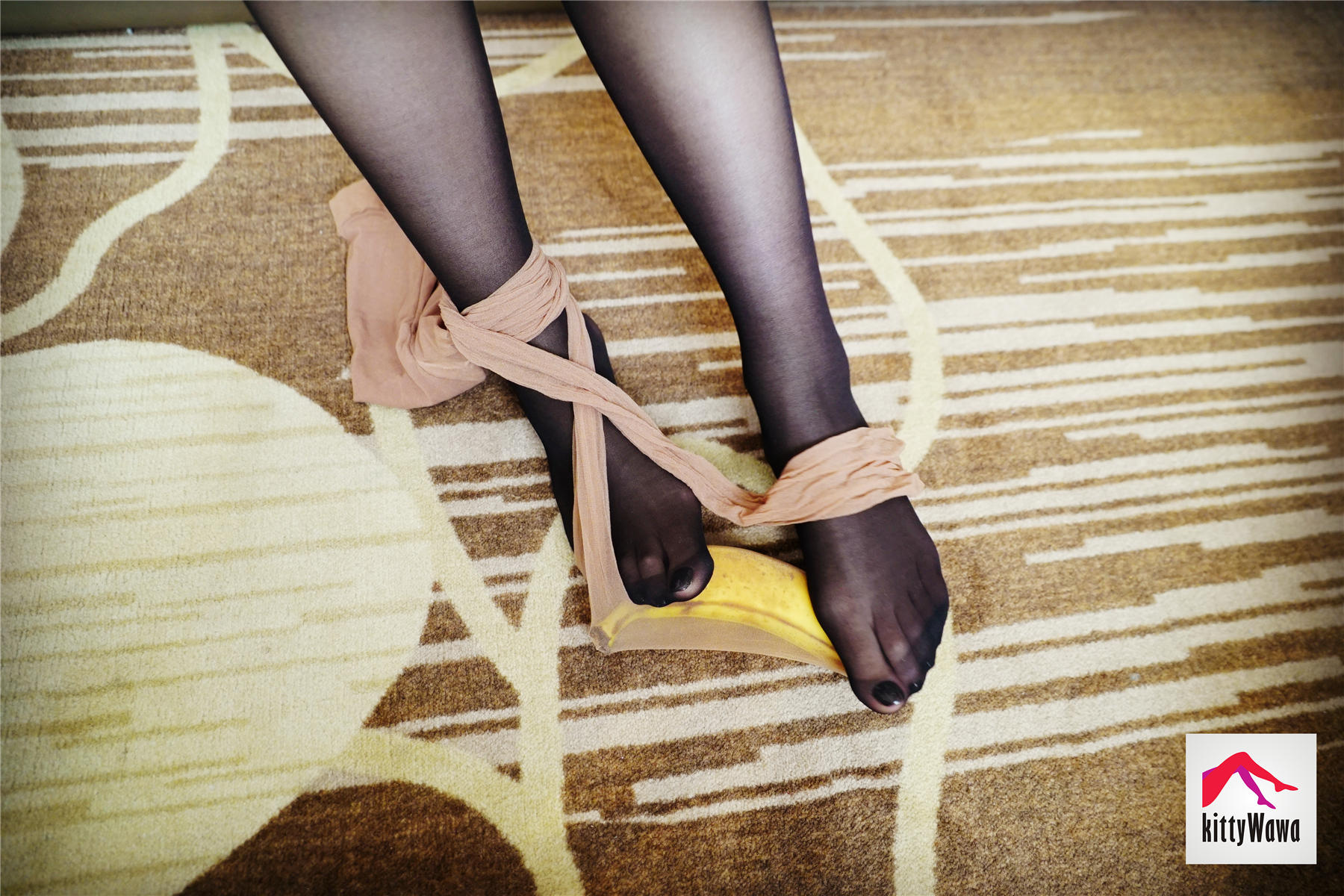 袜小喵 KT011 香蕉味的丝袜 [99P+23M]_第3集