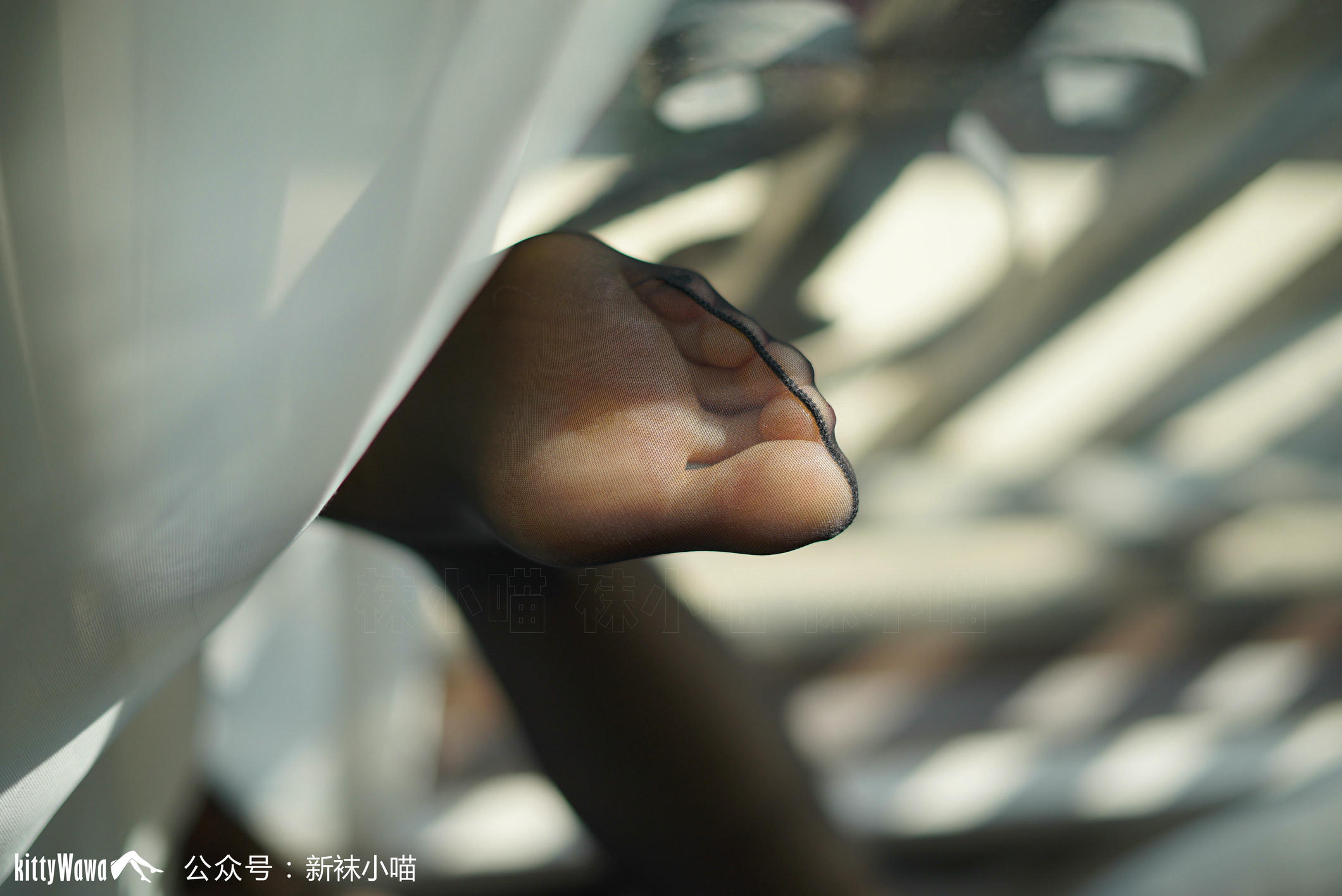 袜小喵 KT110 红鞋似酒 [59P+37M]_第1集