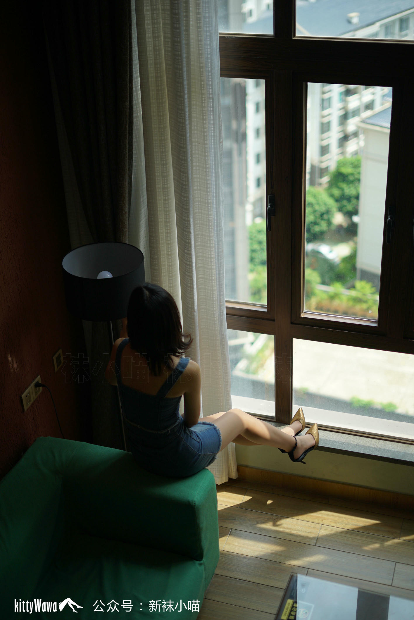 袜小喵 KT111 牛仔背带裙 [59P+42M]_第2集