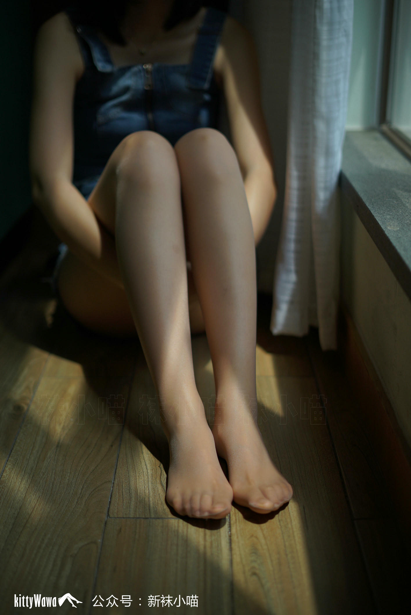 袜小喵 KT111 牛仔背带裙 [59P+42M]_第2集