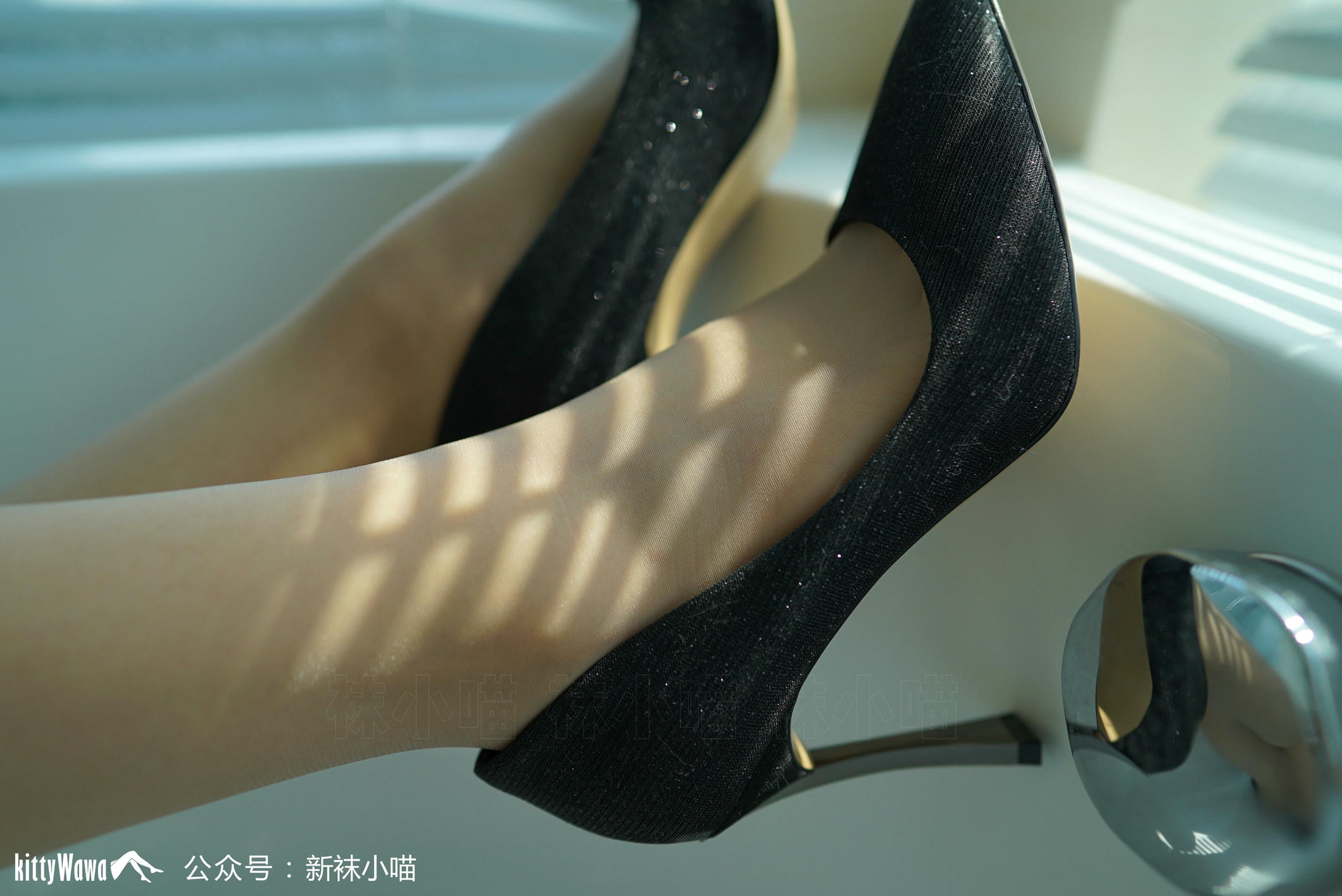 袜小喵 KT114 浴缸旗袍 [58P+32M]_第2集