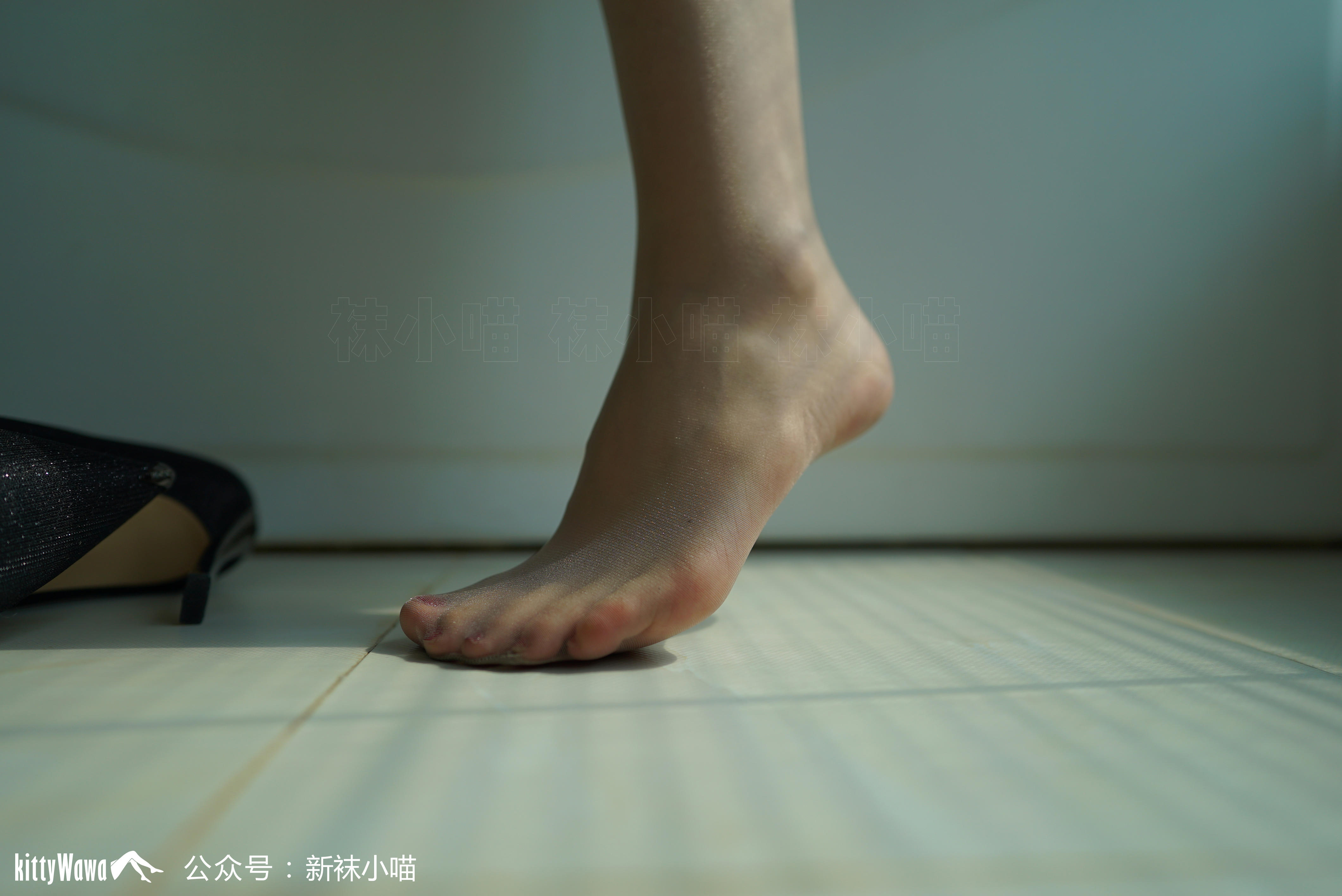 袜小喵 KT114 浴缸旗袍 [58P+32M]_第3集