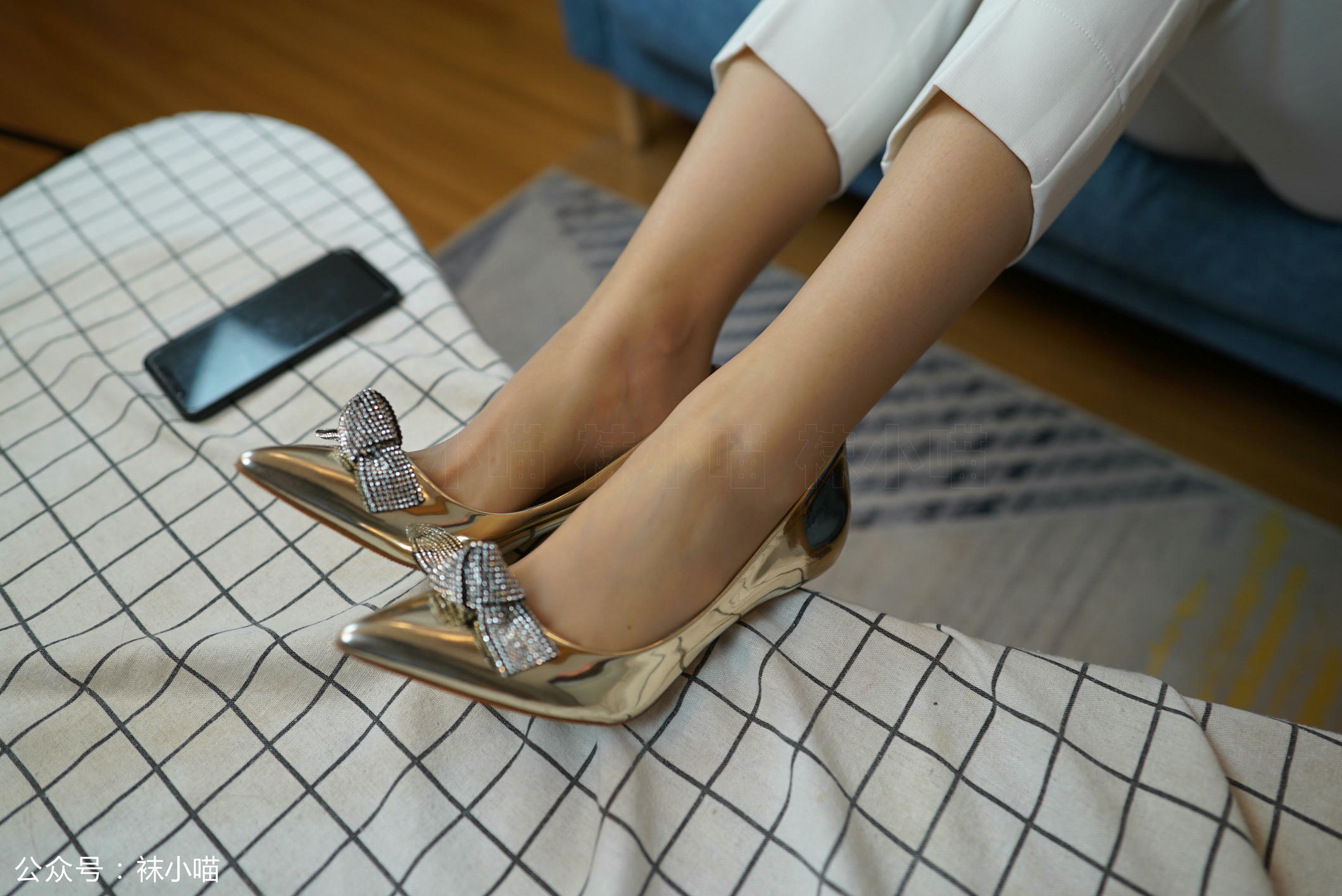 袜小喵 KT117 金银 [59P+50M]_第1集