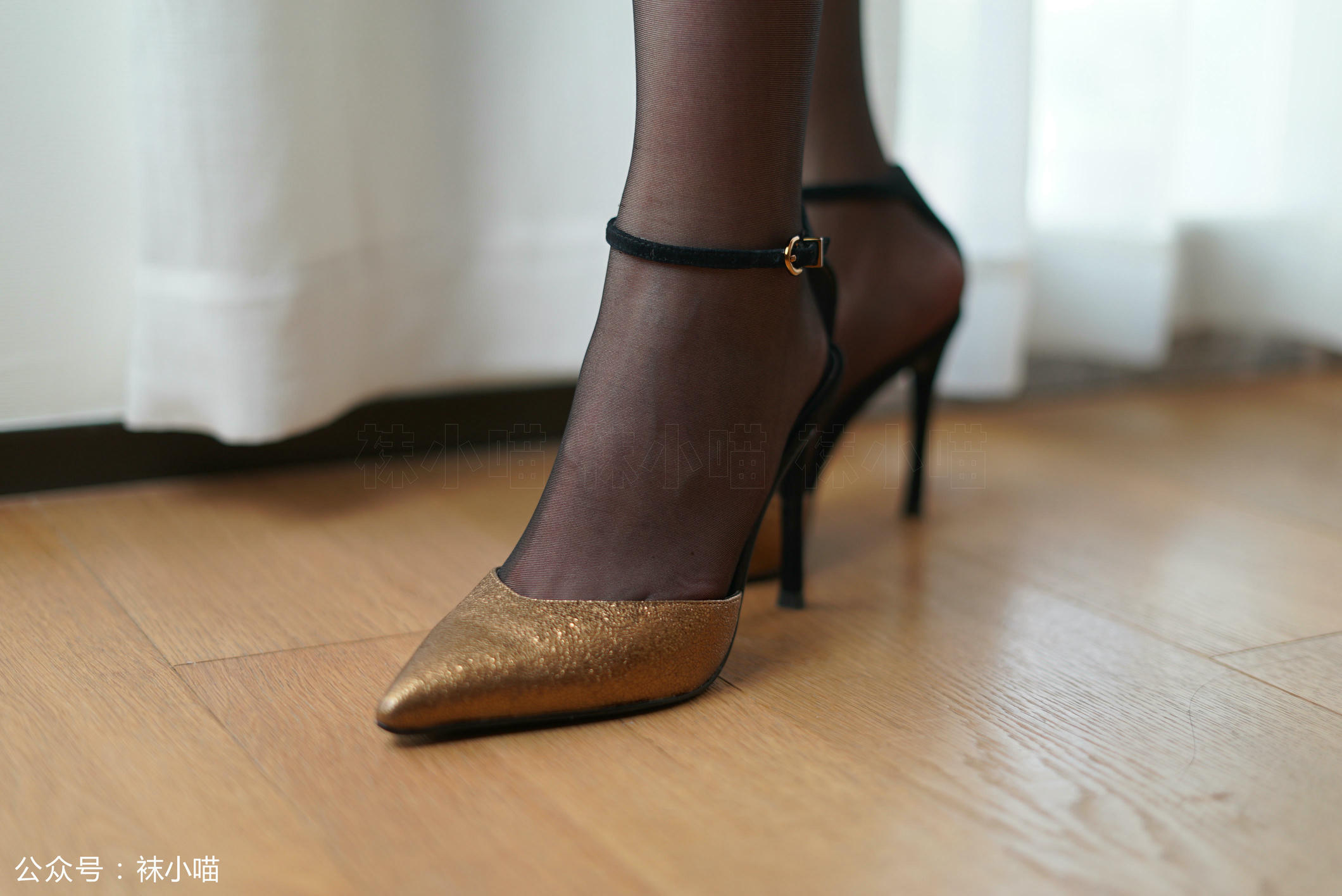 袜小喵 KT119 一字肩 [59P+40M]_第2集