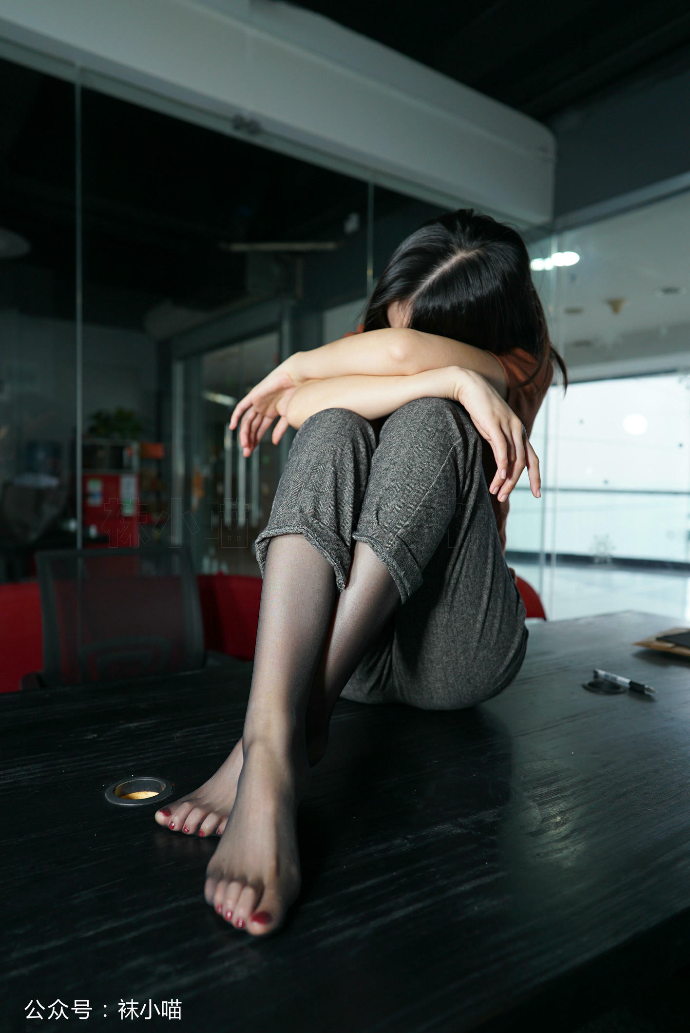 袜小喵 KT121 霸气职场范 [58P+52M]_第1集