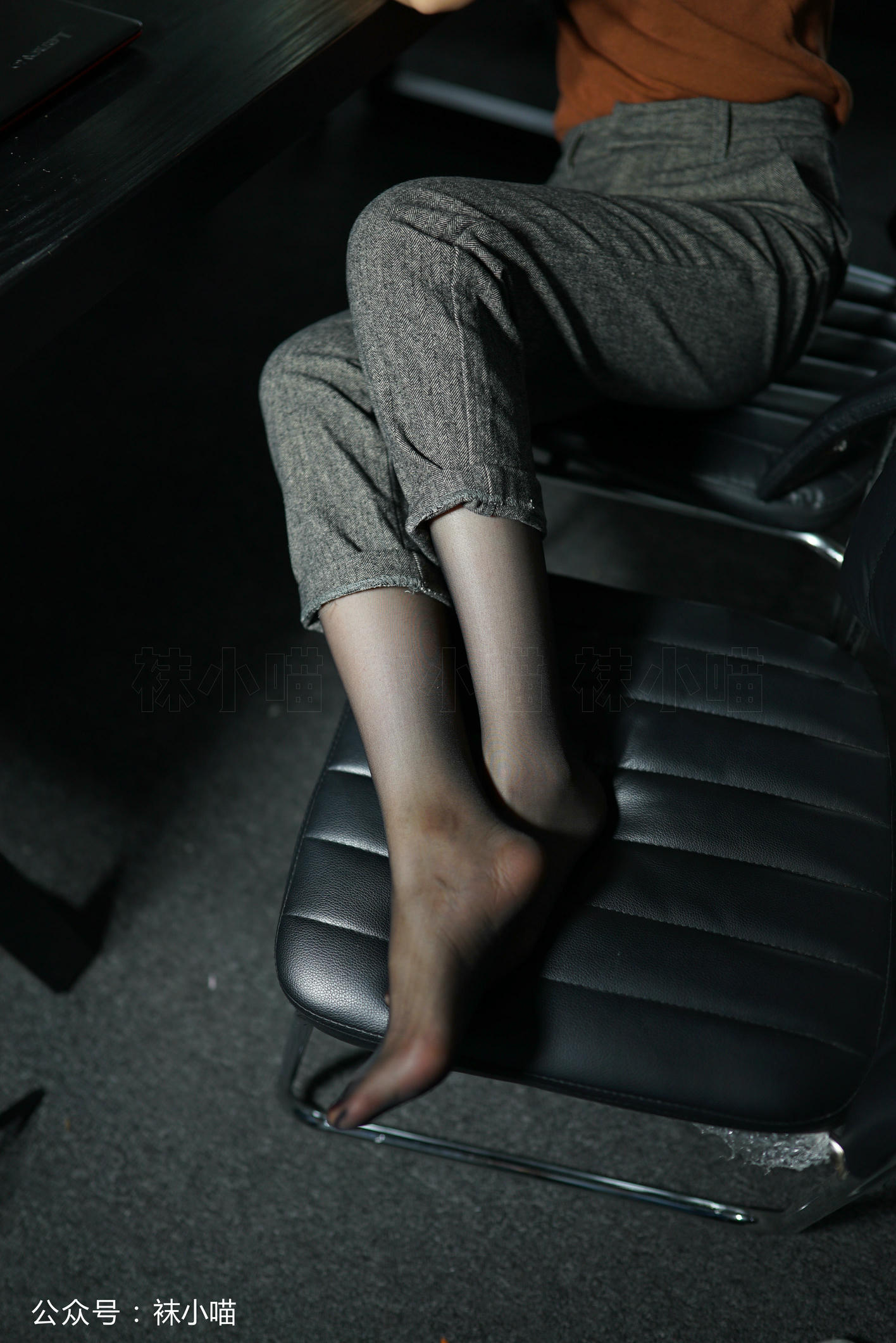 袜小喵 KT121 霸气职场范 [58P+52M]_第2集