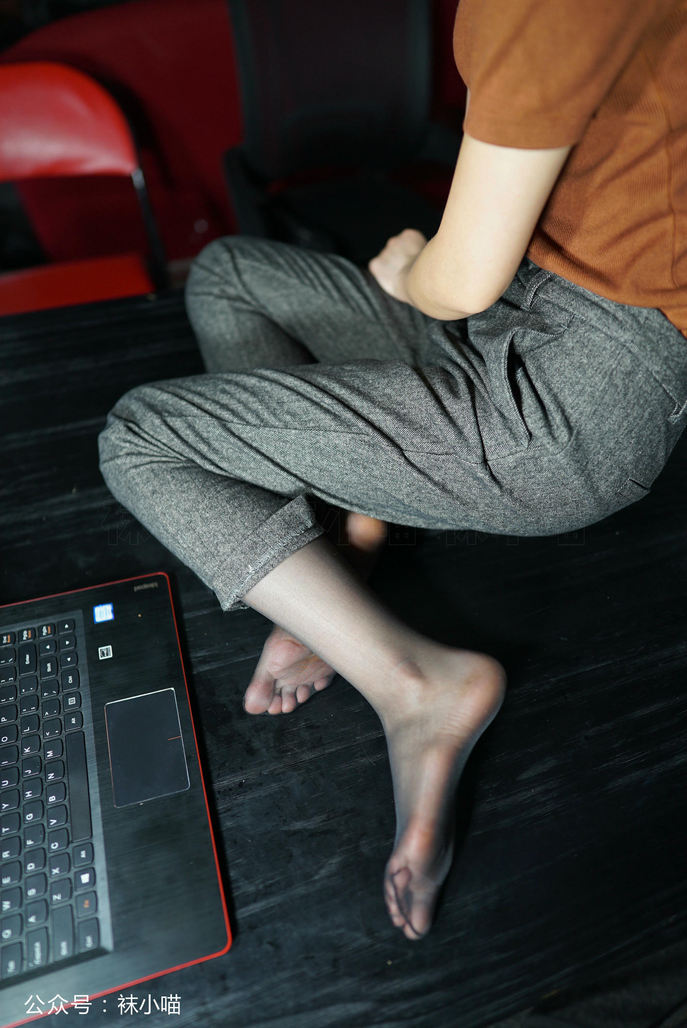 袜小喵 KT121 霸气职场范 [58P+52M]_第3集