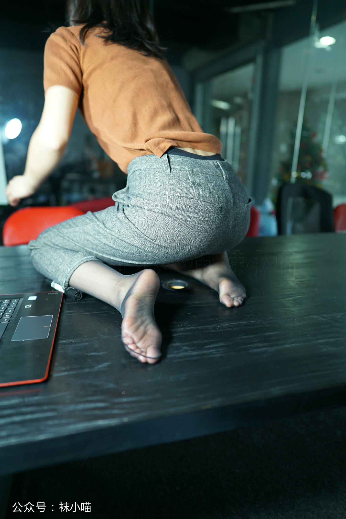 袜小喵 KT121 霸气职场范 [58P+52M]_第3集