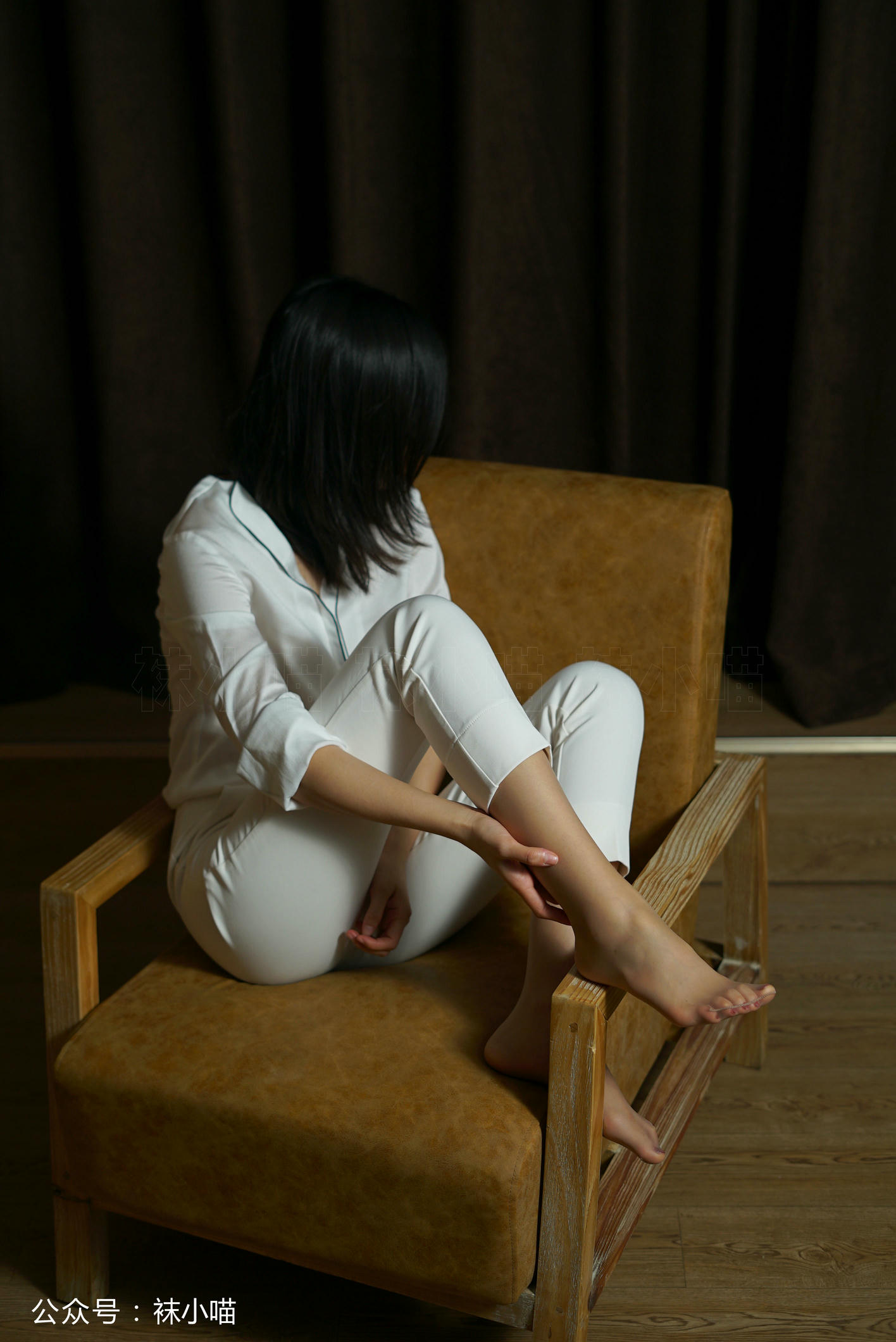 袜小喵 KT123 帅气纯白喵 [59P+44M]_第3集