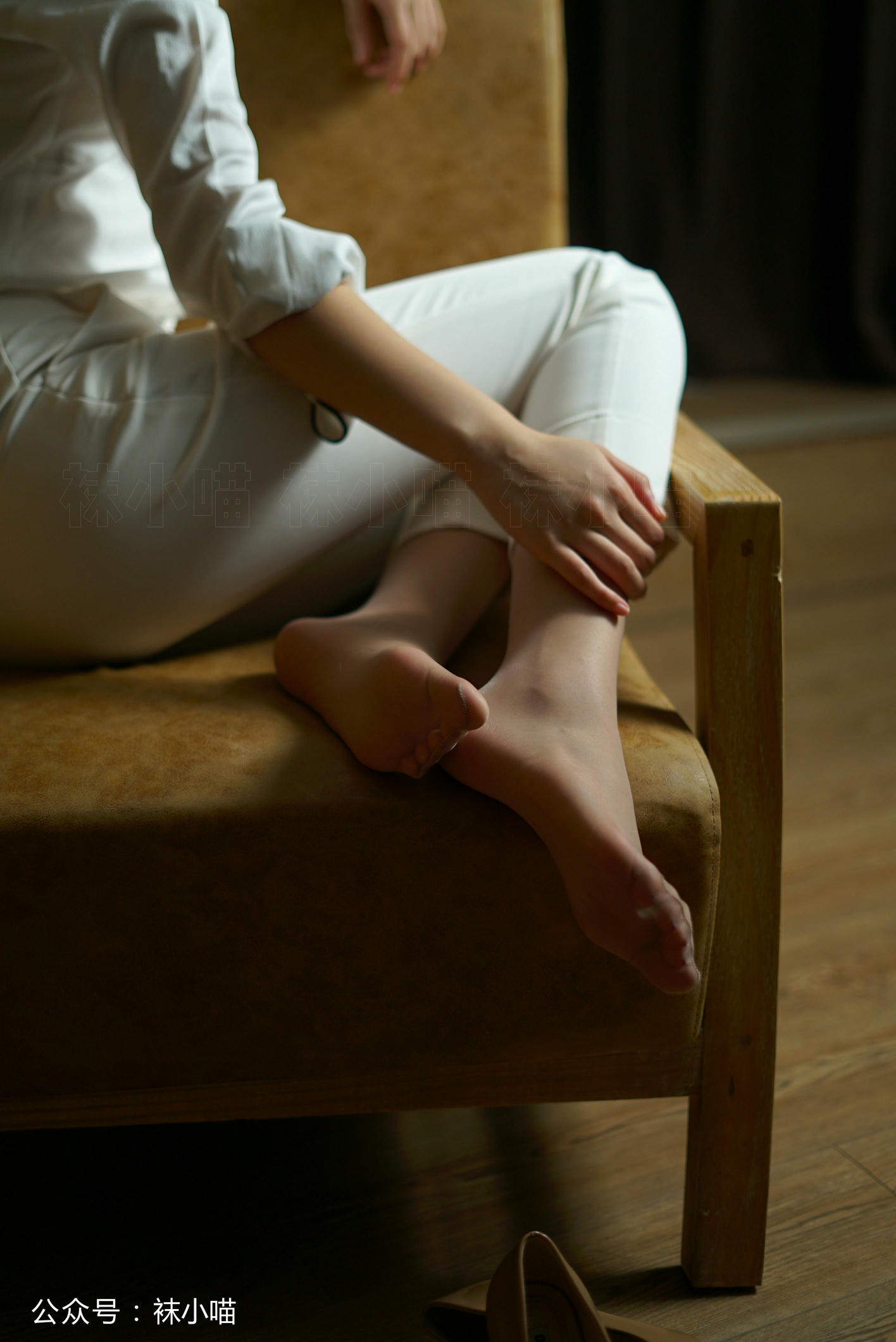 袜小喵 KT123 帅气纯白喵 [59P+44M]_第3集