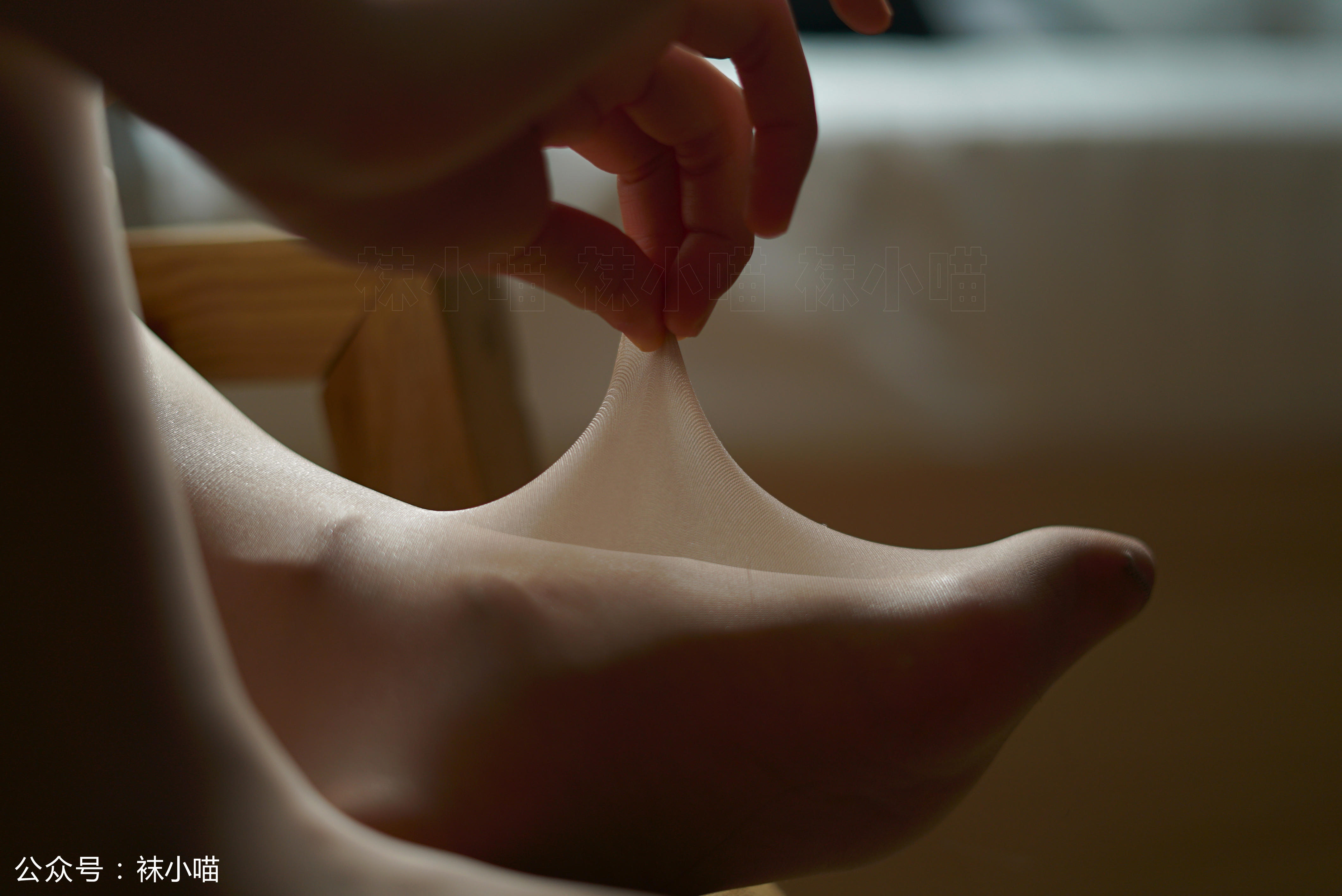 袜小喵 KT123 帅气纯白喵 [59P+44M]_第3集