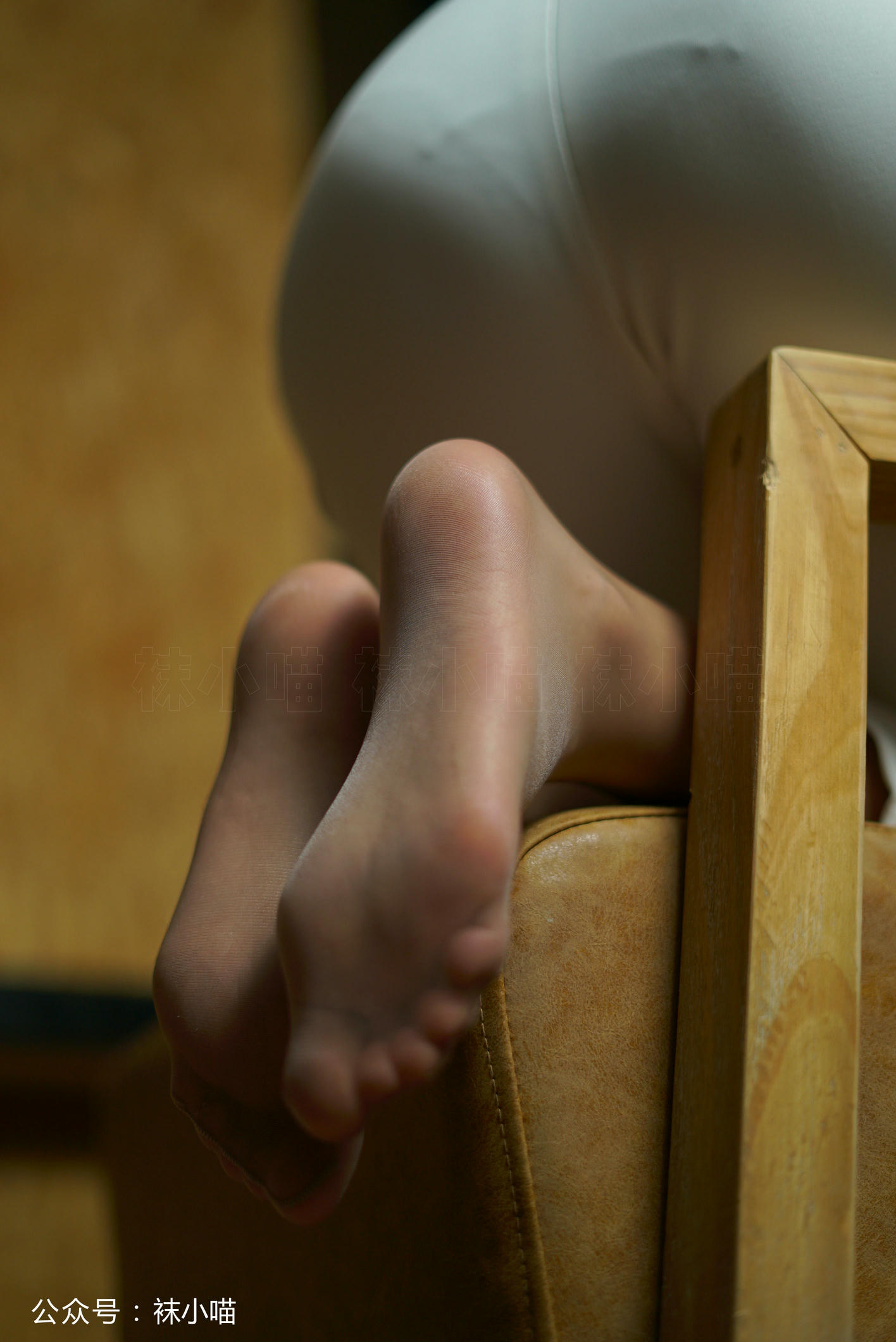 袜小喵 KT123 帅气纯白喵 [59P+44M]_第3集