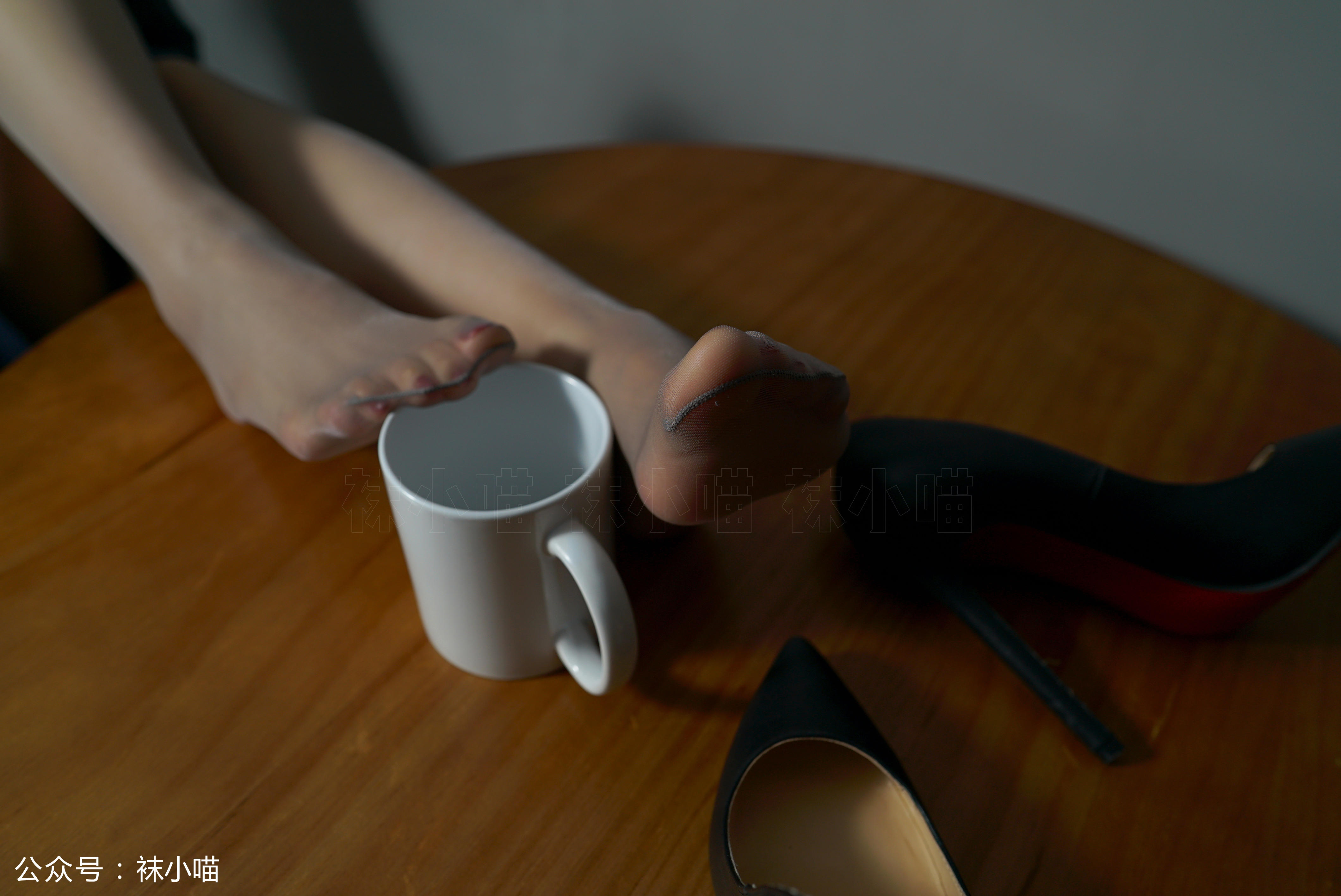 袜小喵 KT124 玩物马克杯 [59P+42M]_第2集