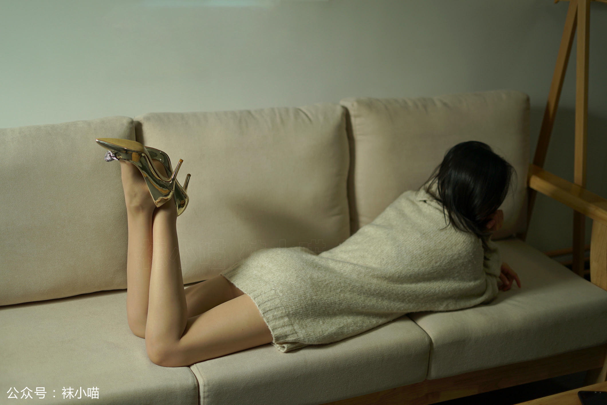 袜小喵 KT125 初冬的毛衣裙 [59P+45M]_第2集