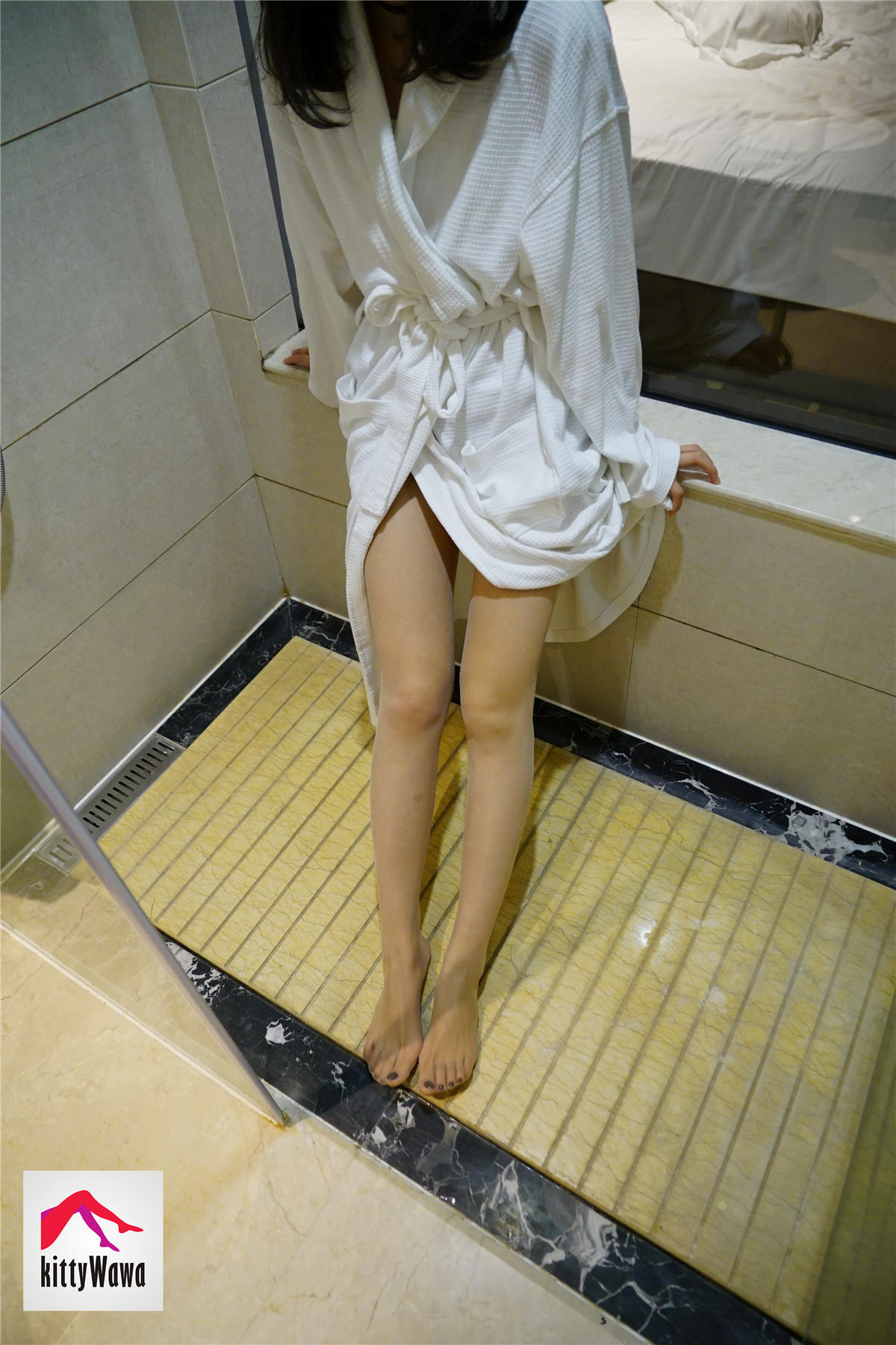 袜小喵 KT013 萝卜丁与浴袍 [99P+21M]_第1集