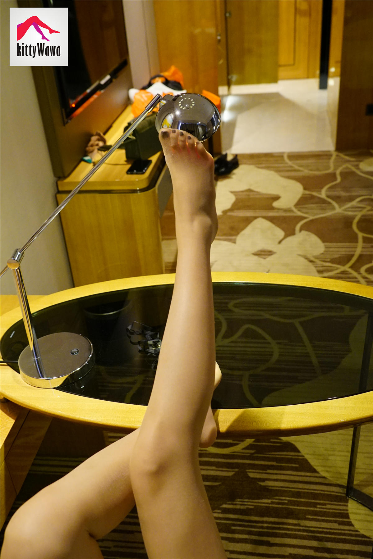 袜小喵 KT013 萝卜丁与浴袍 [99P+21M]_第2集