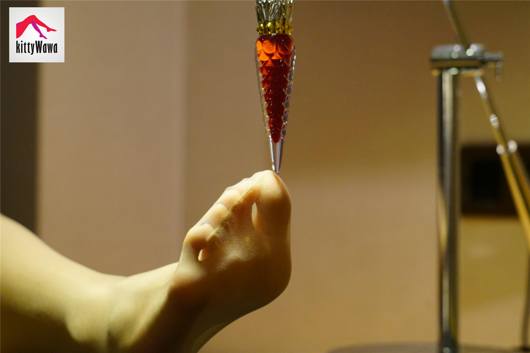 袜小喵 KT013 萝卜丁与浴袍 [99P+21M]_第3集