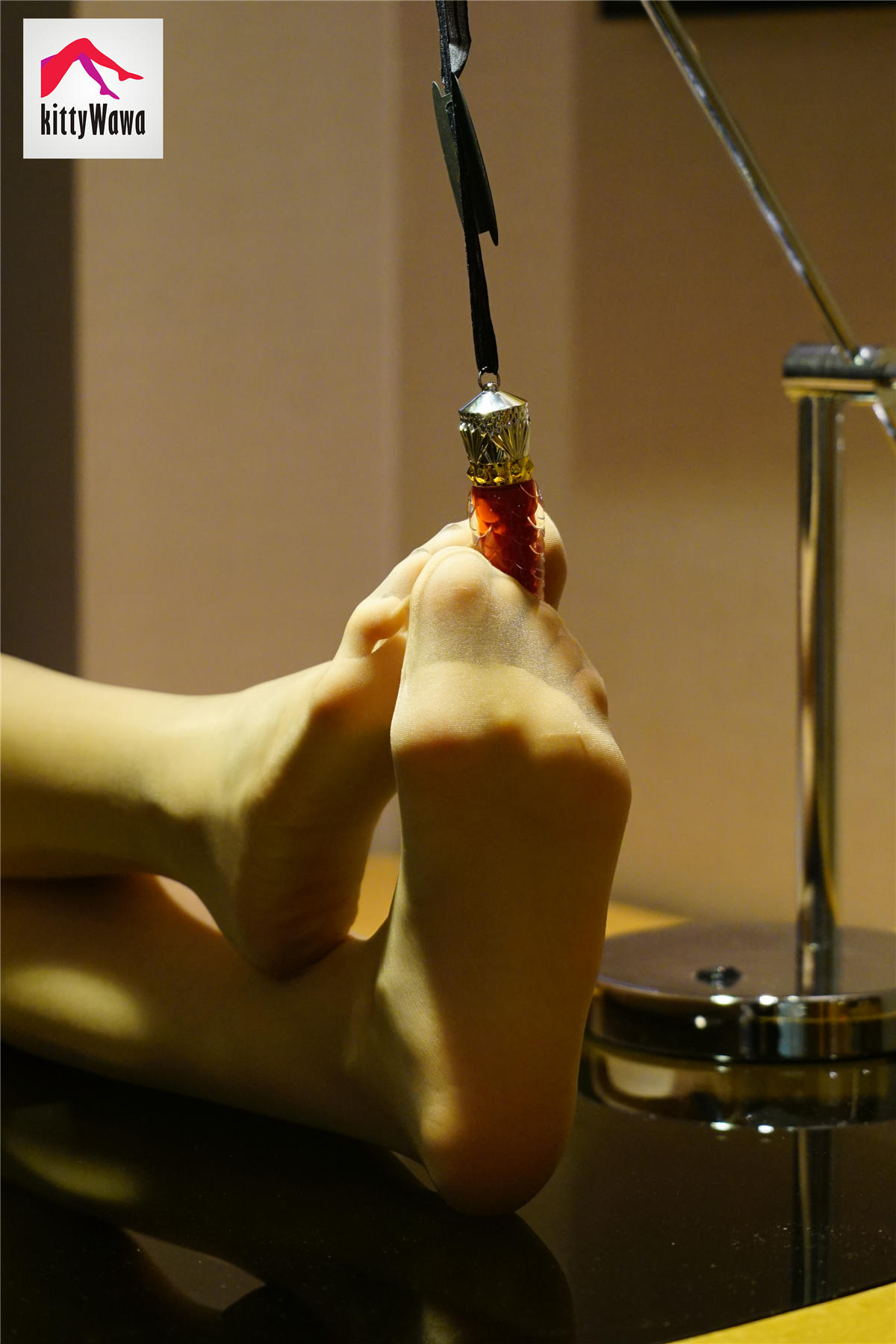 袜小喵 KT013 萝卜丁与浴袍 [99P+21M]_第3集