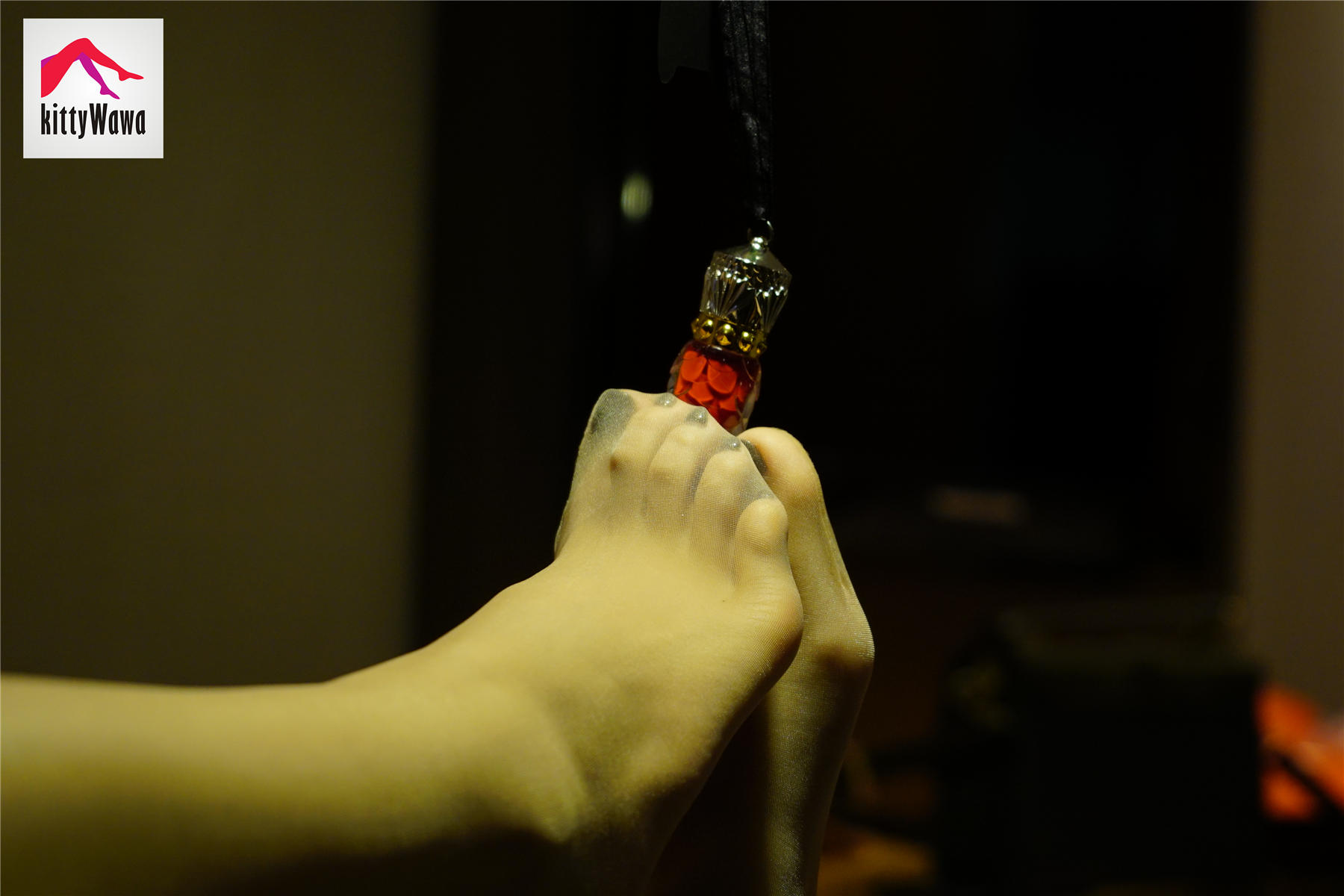 袜小喵 KT013 萝卜丁与浴袍 [99P+21M]_第3集