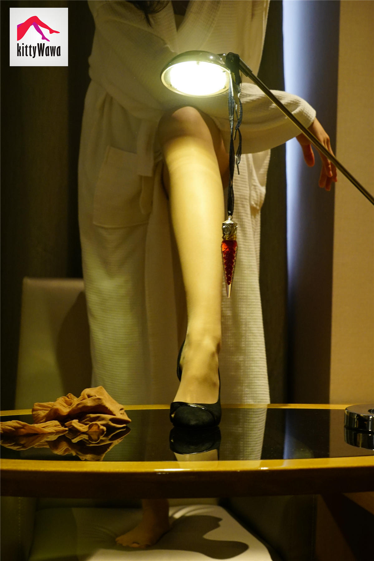 袜小喵 KT013 萝卜丁与浴袍 [99P+21M]_第4集